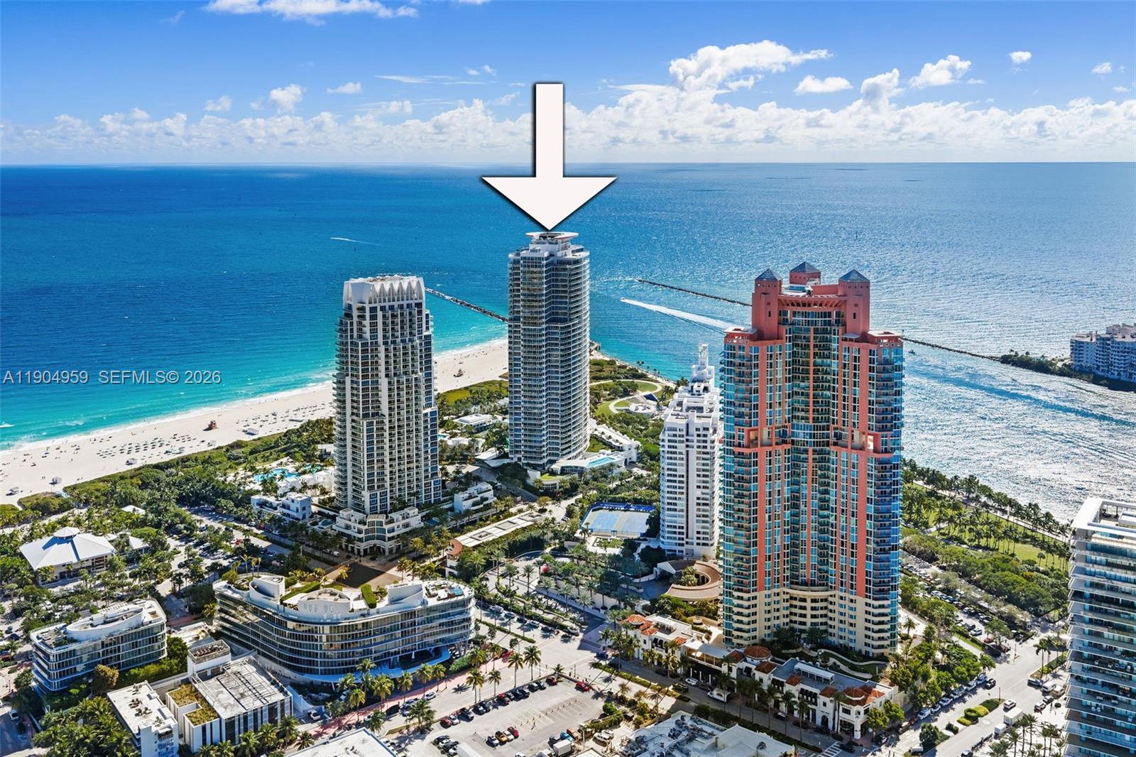 CONTINUUM ON SOUTH BEACH - Residential