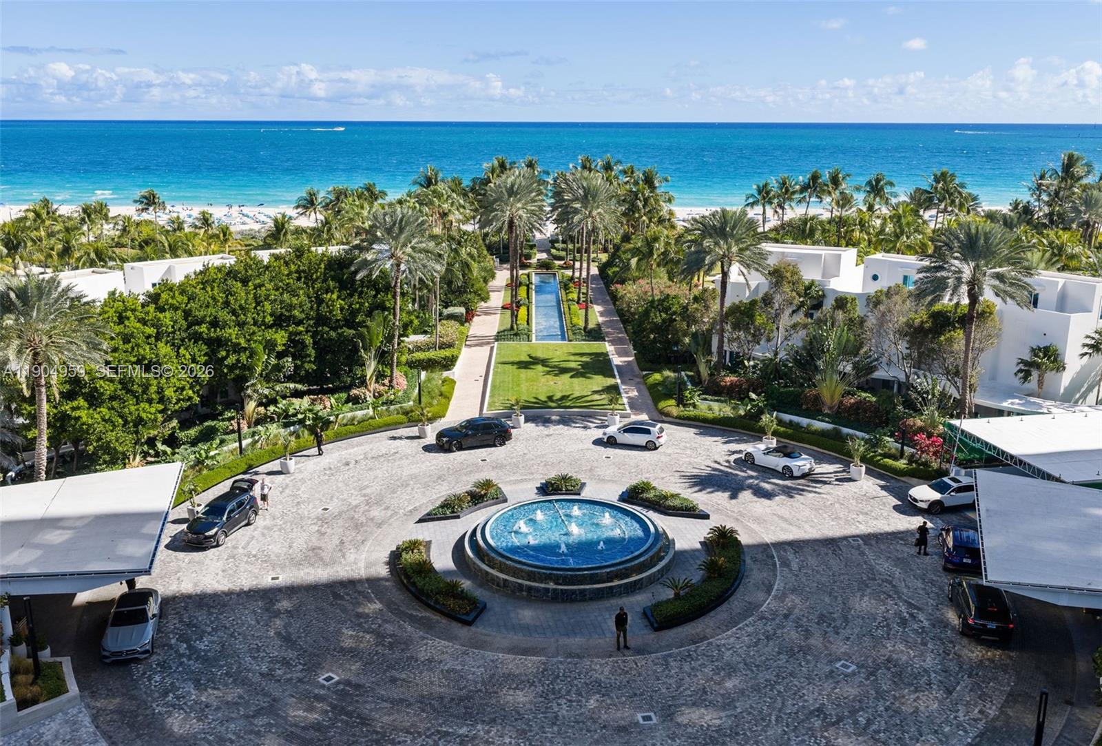 CONTINUUM ON SOUTH BEACH - Residential