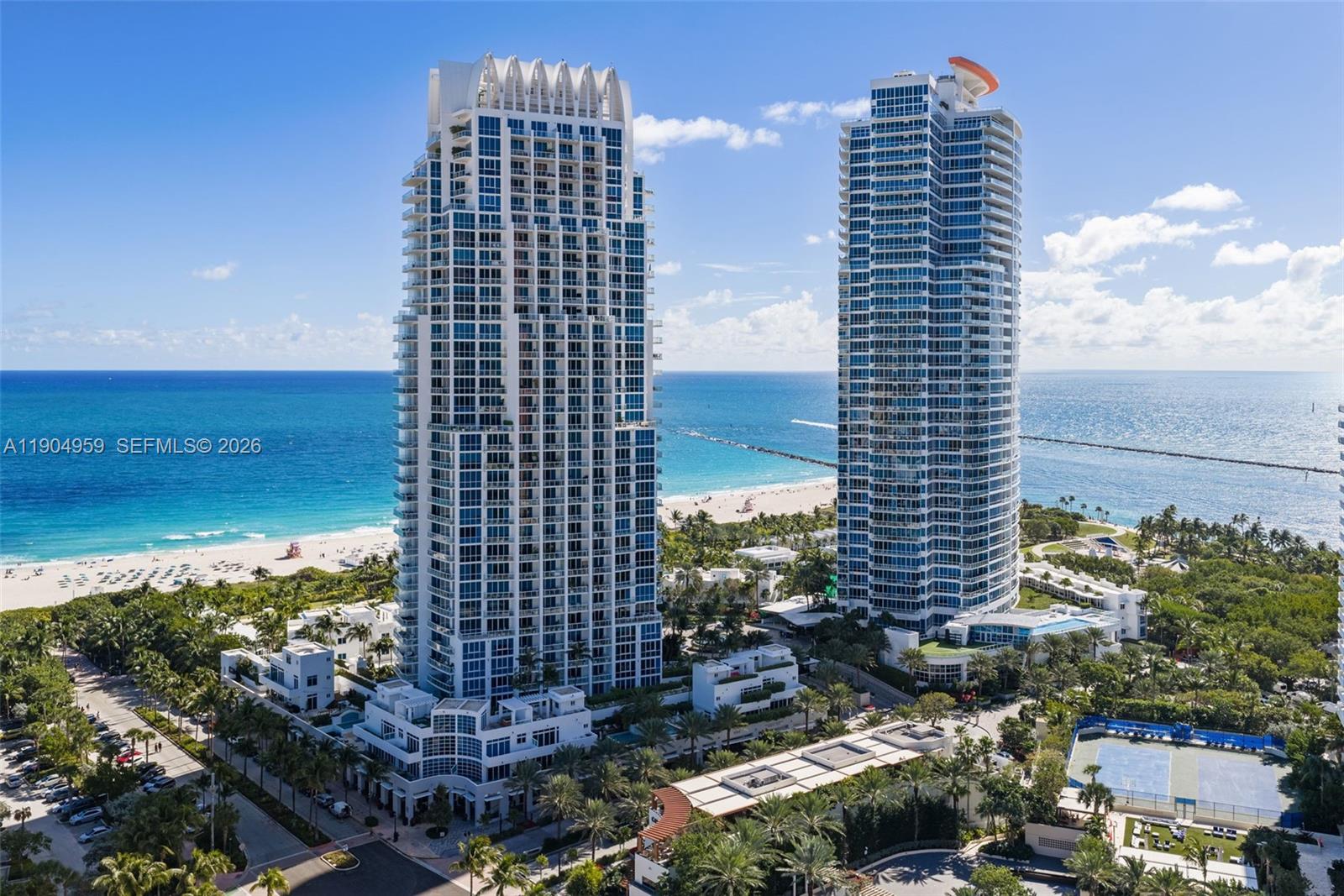CONTINUUM ON SOUTH BEACH - Residential