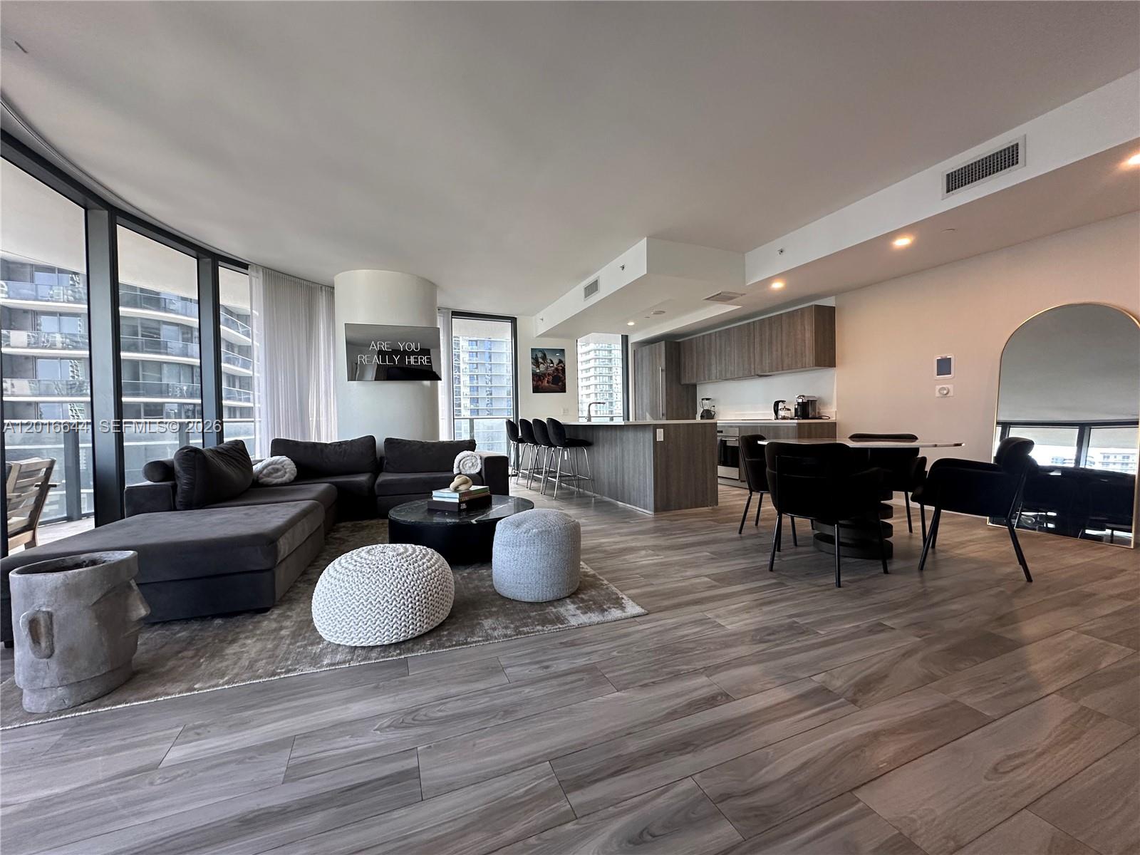 801 SMA RESIDENCES CONDO - Residential Lease