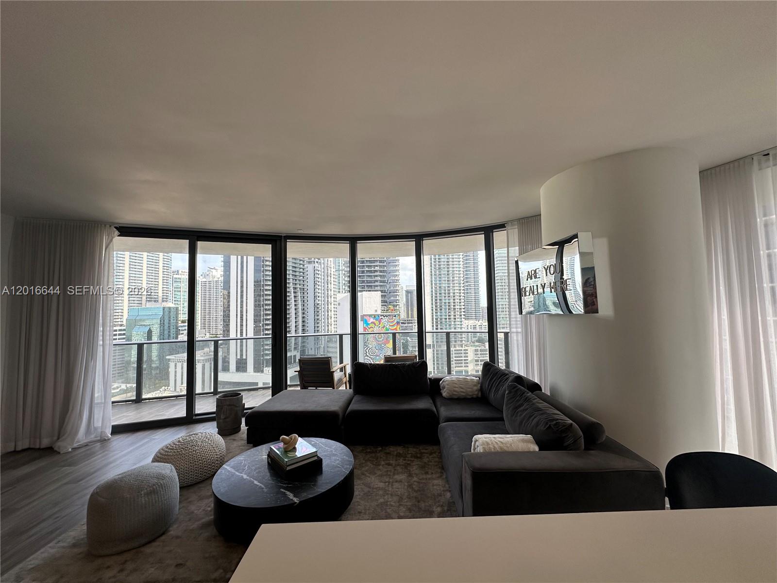 801 SMA RESIDENCES CONDO - Residential Lease