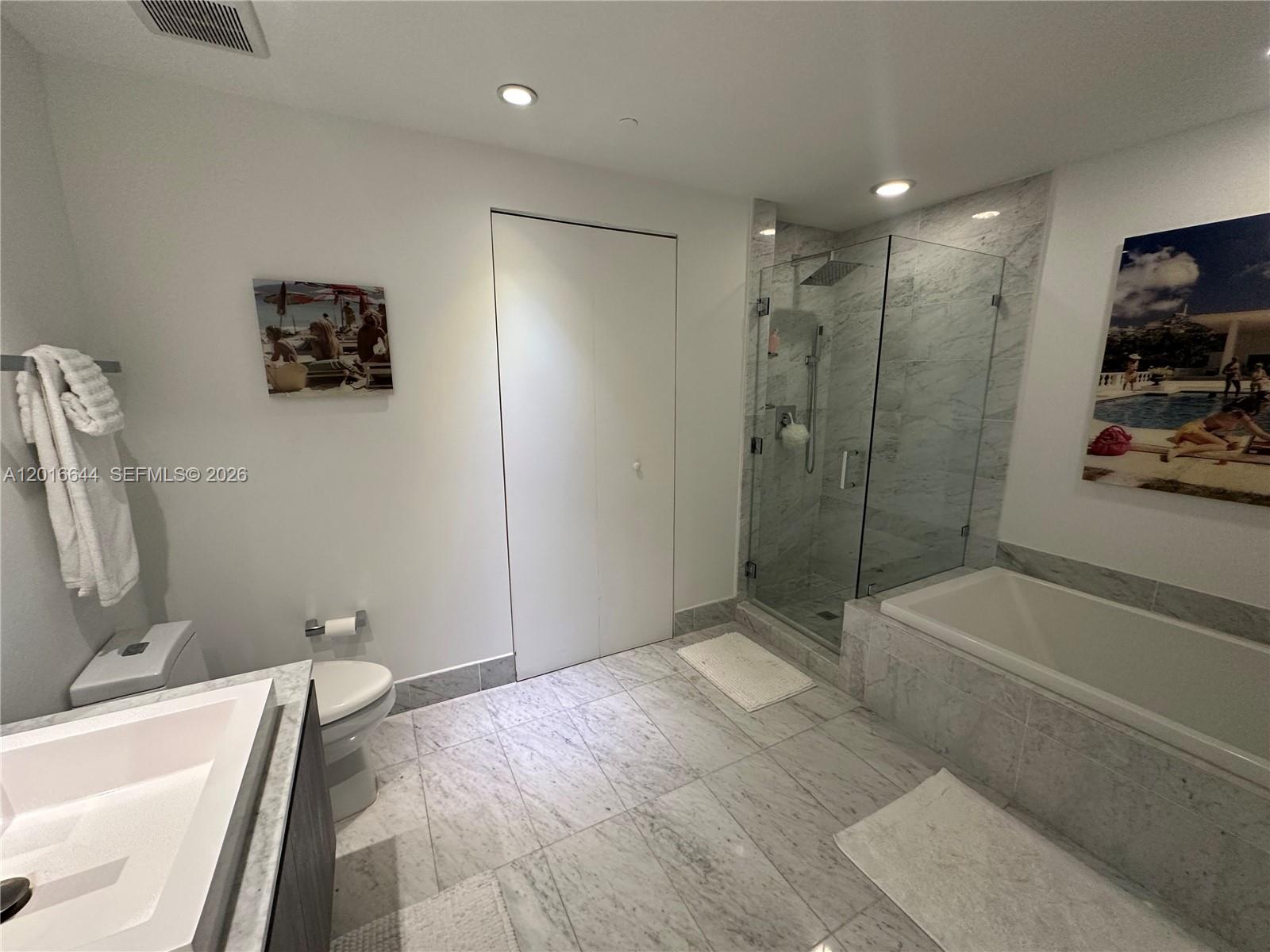 801 SMA RESIDENCES CONDO - Residential Lease