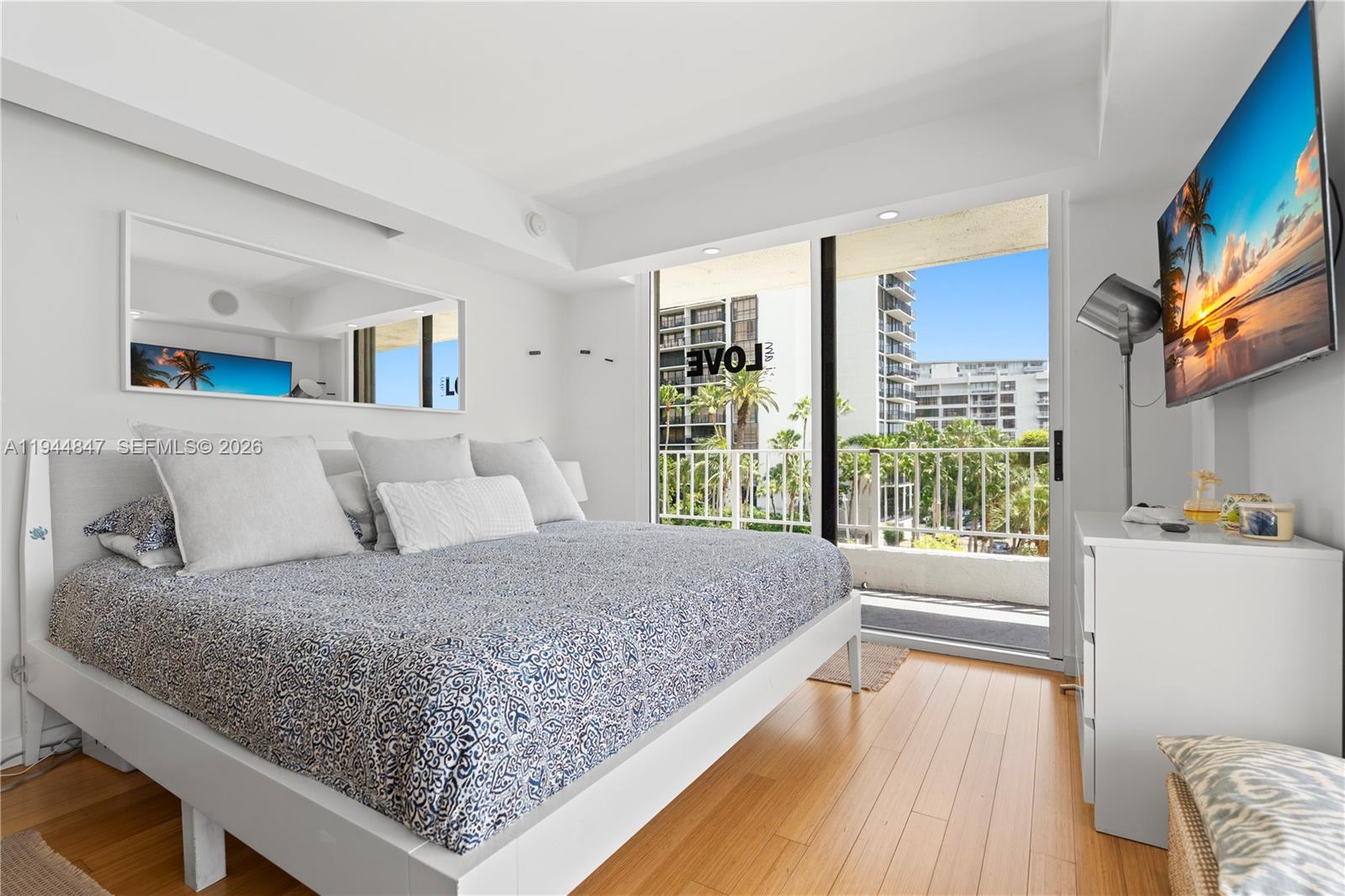 BRICKELL HARBOUR CONDO - Residential