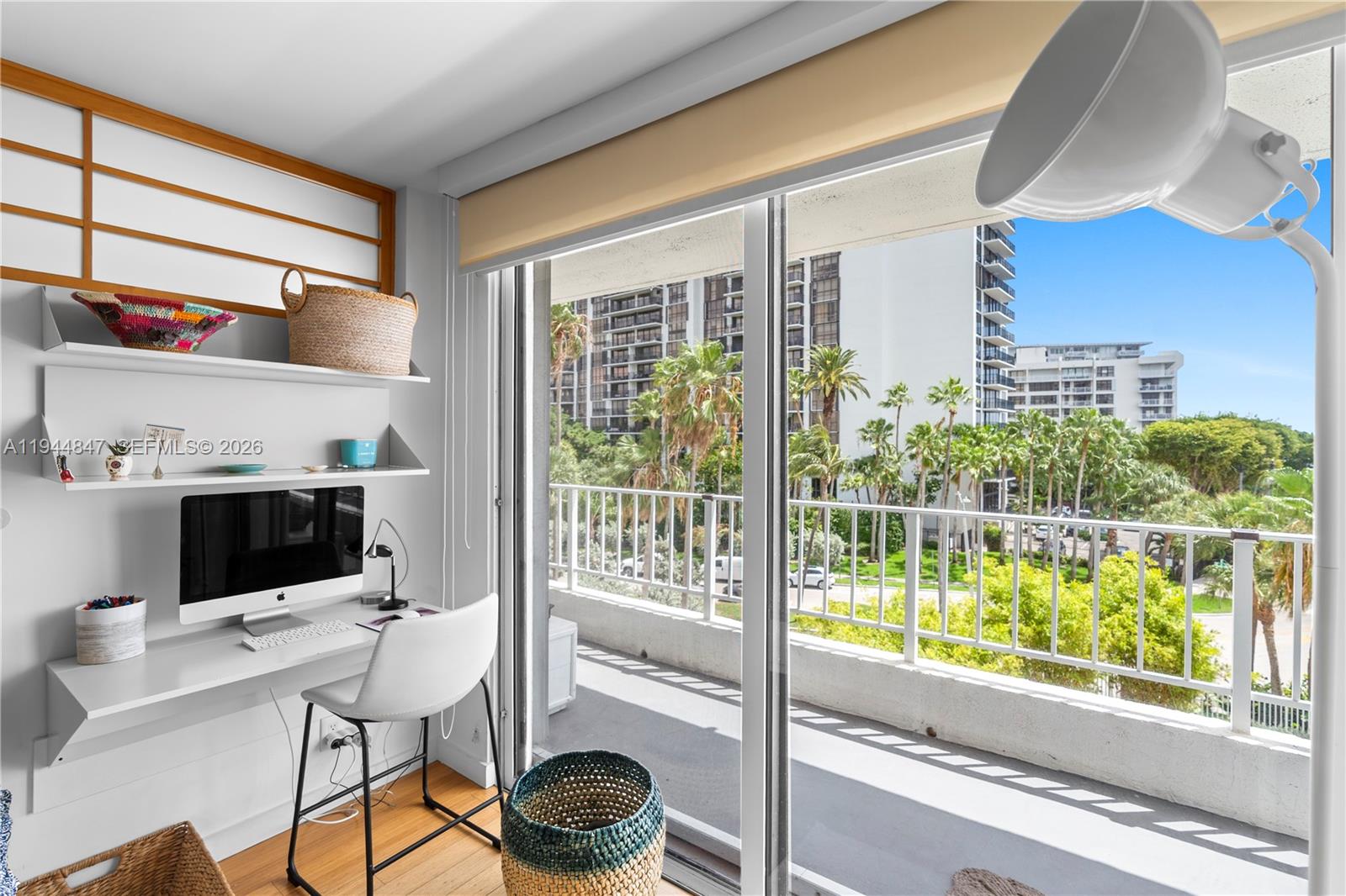 BRICKELL HARBOUR CONDO - Residential
