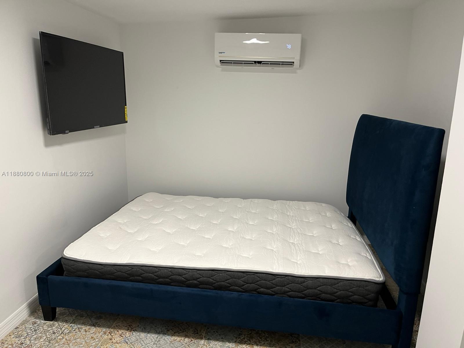 BAYWOOD - Residential