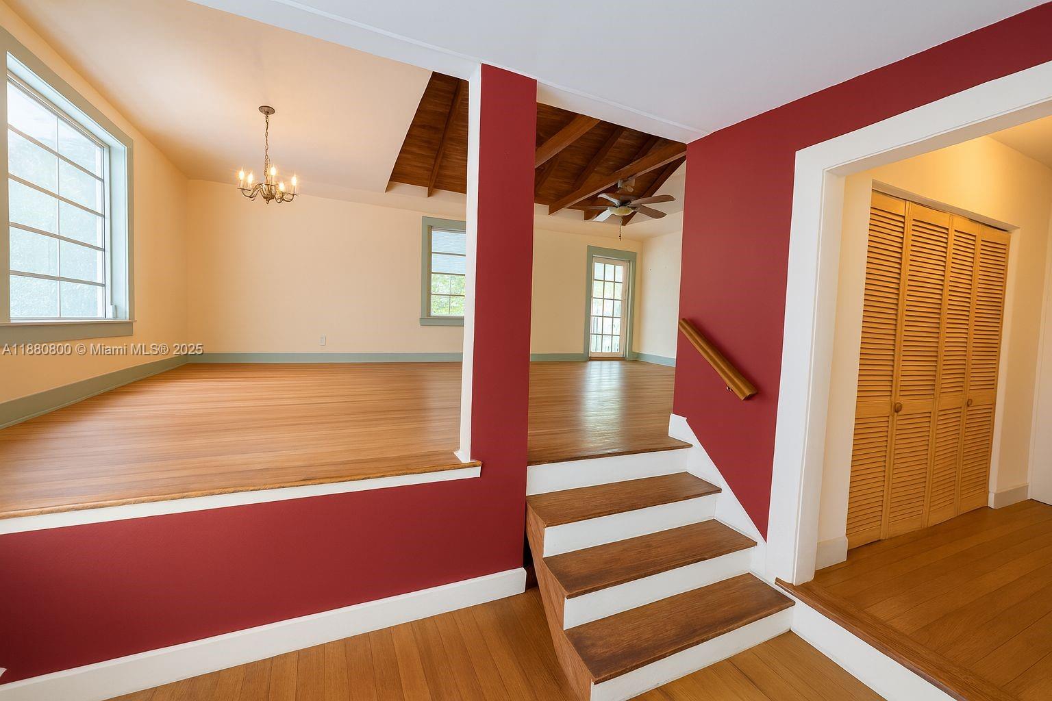 BAYWOOD - Residential