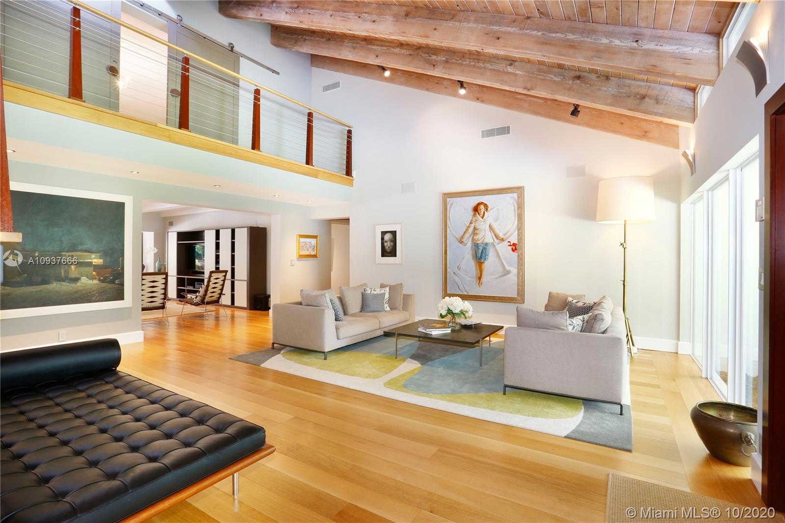 SNAPPER CREEK OAKS - Residential