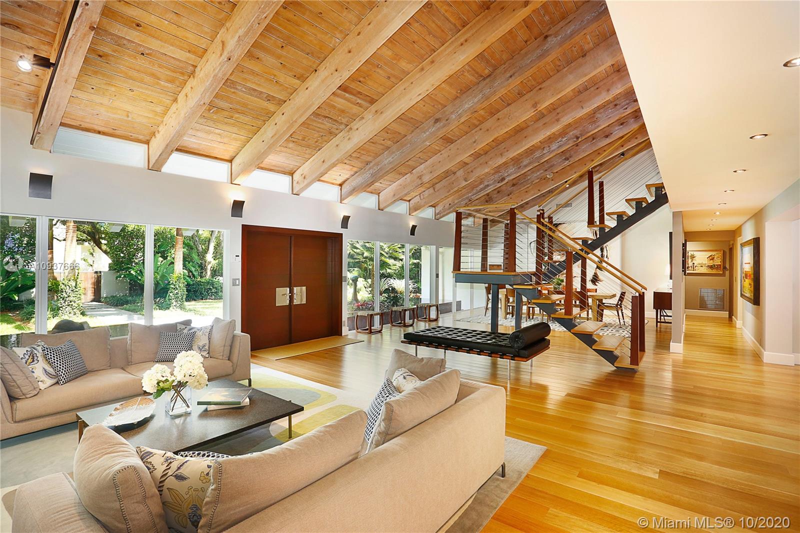 SNAPPER CREEK OAKS - Residential