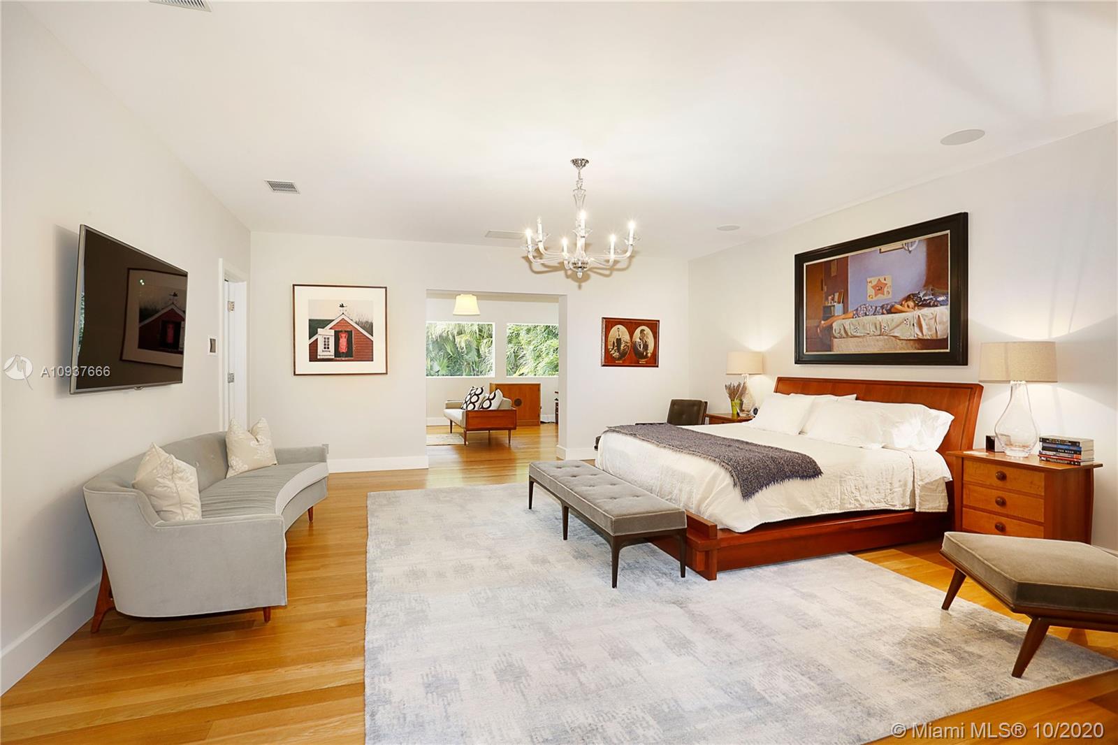 SNAPPER CREEK OAKS - Residential