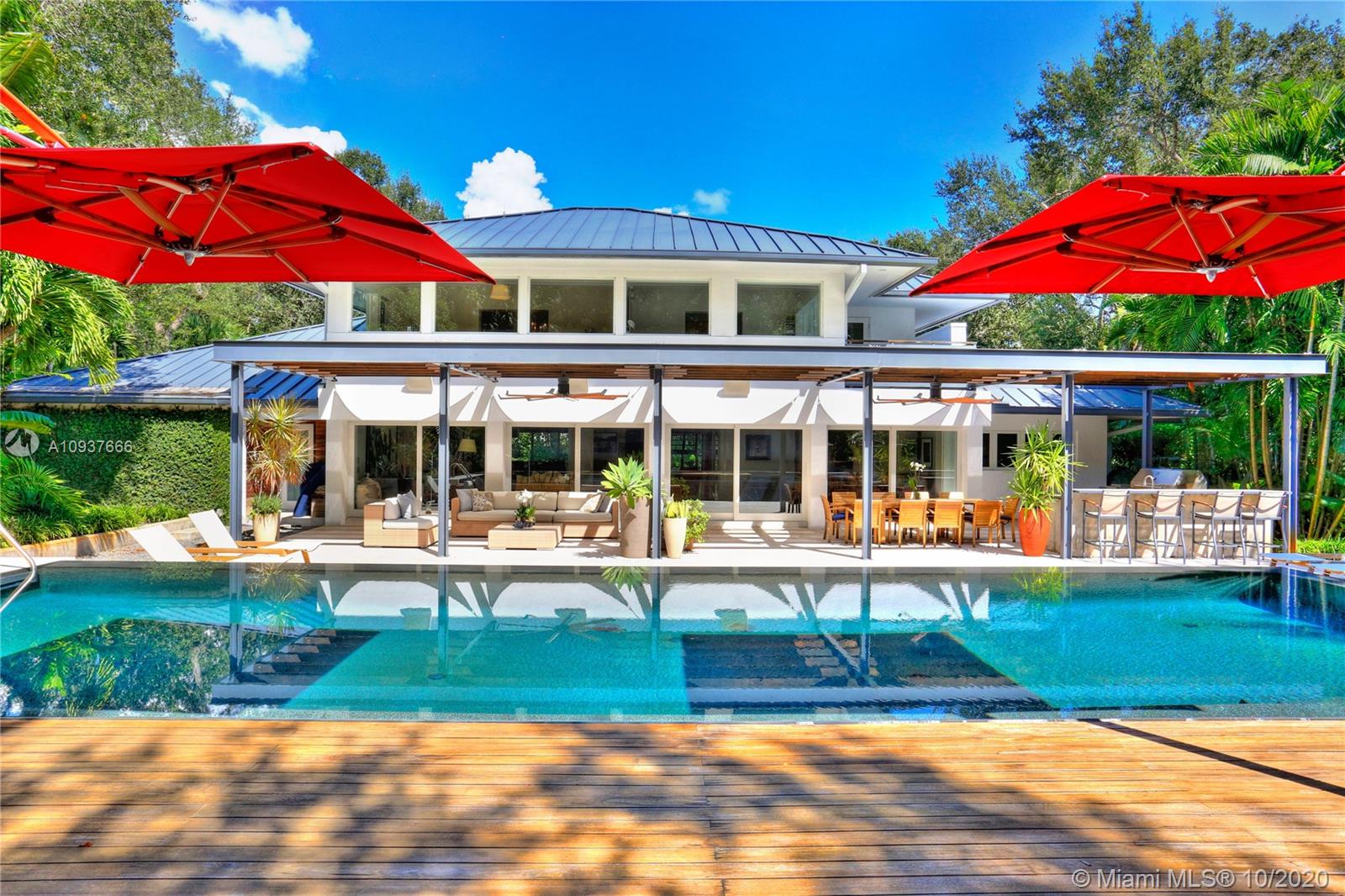 SNAPPER CREEK OAKS - Residential