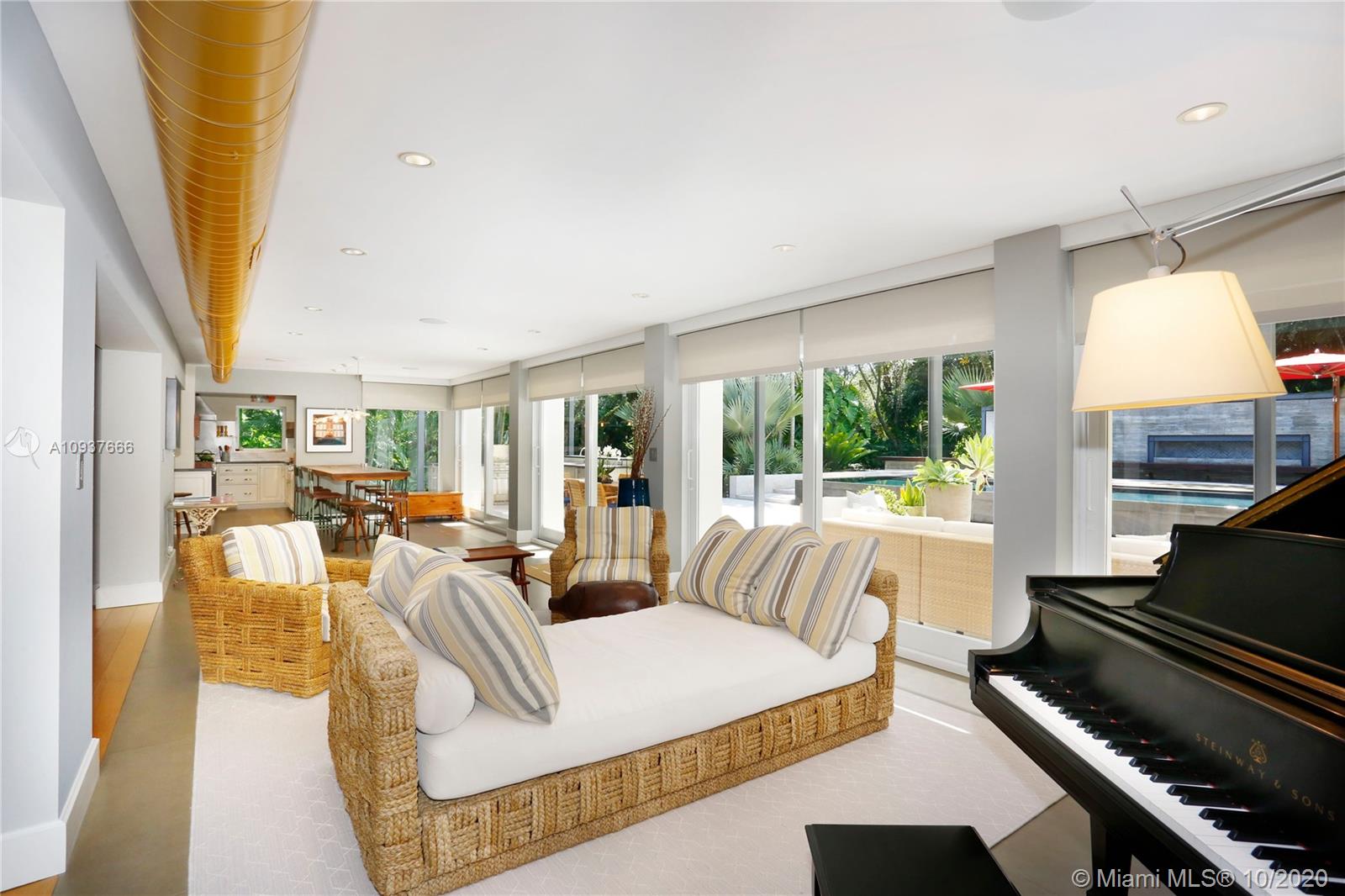 SNAPPER CREEK OAKS - Residential