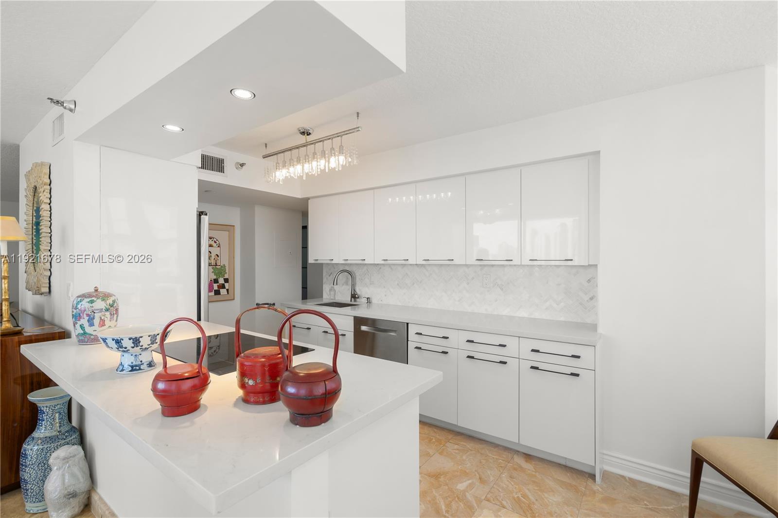 MYSTIC POINTE CONDO NO TH - Residential