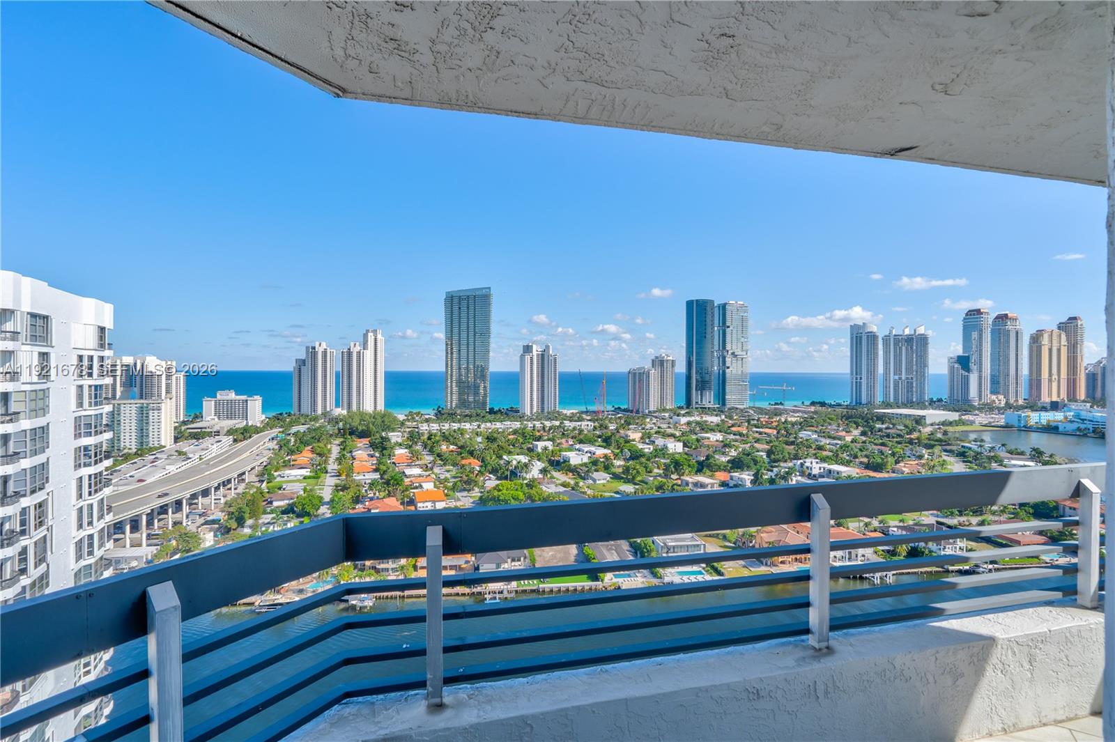 MYSTIC POINTE CONDO NO TH - Residential