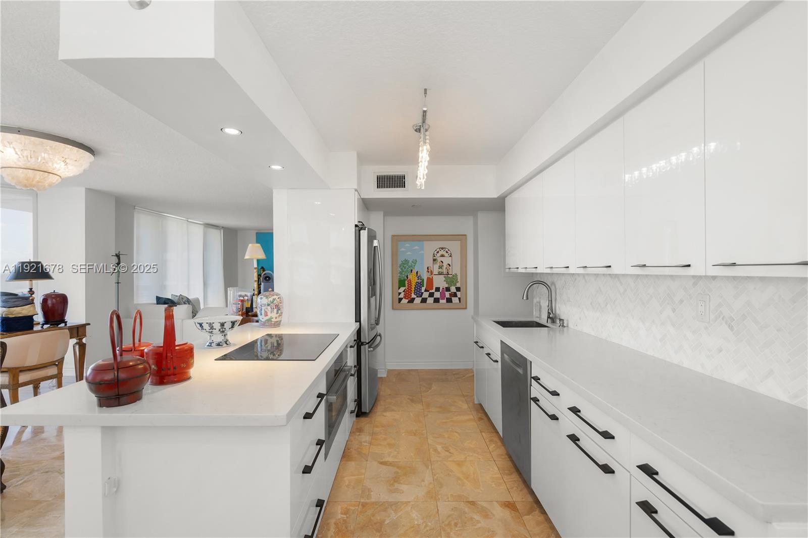 MYSTIC POINTE CONDO NO TH - Residential