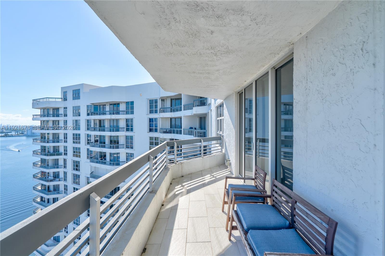 MYSTIC POINTE CONDO NO TH - Residential