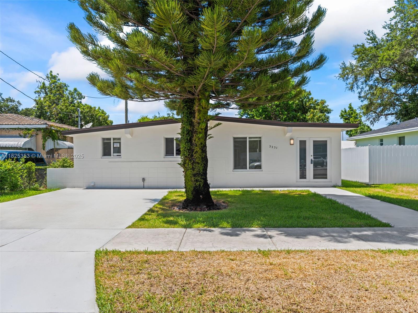 3231 NW 48th Ter
