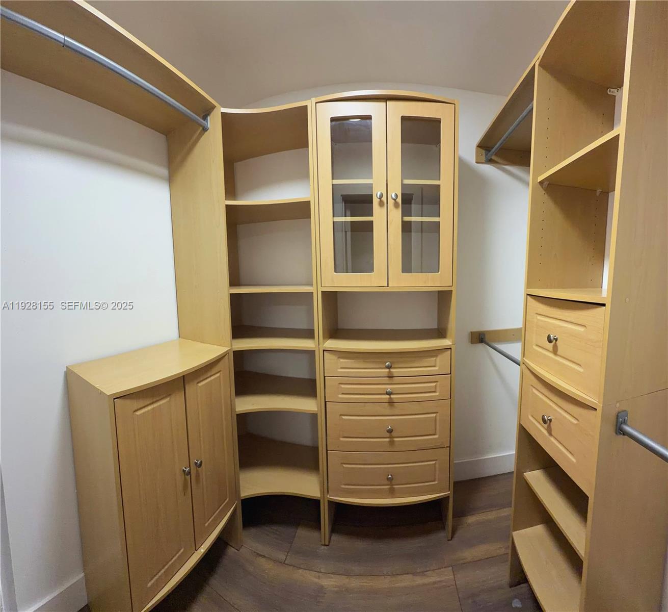 FOREST HILLS WEST - Residential