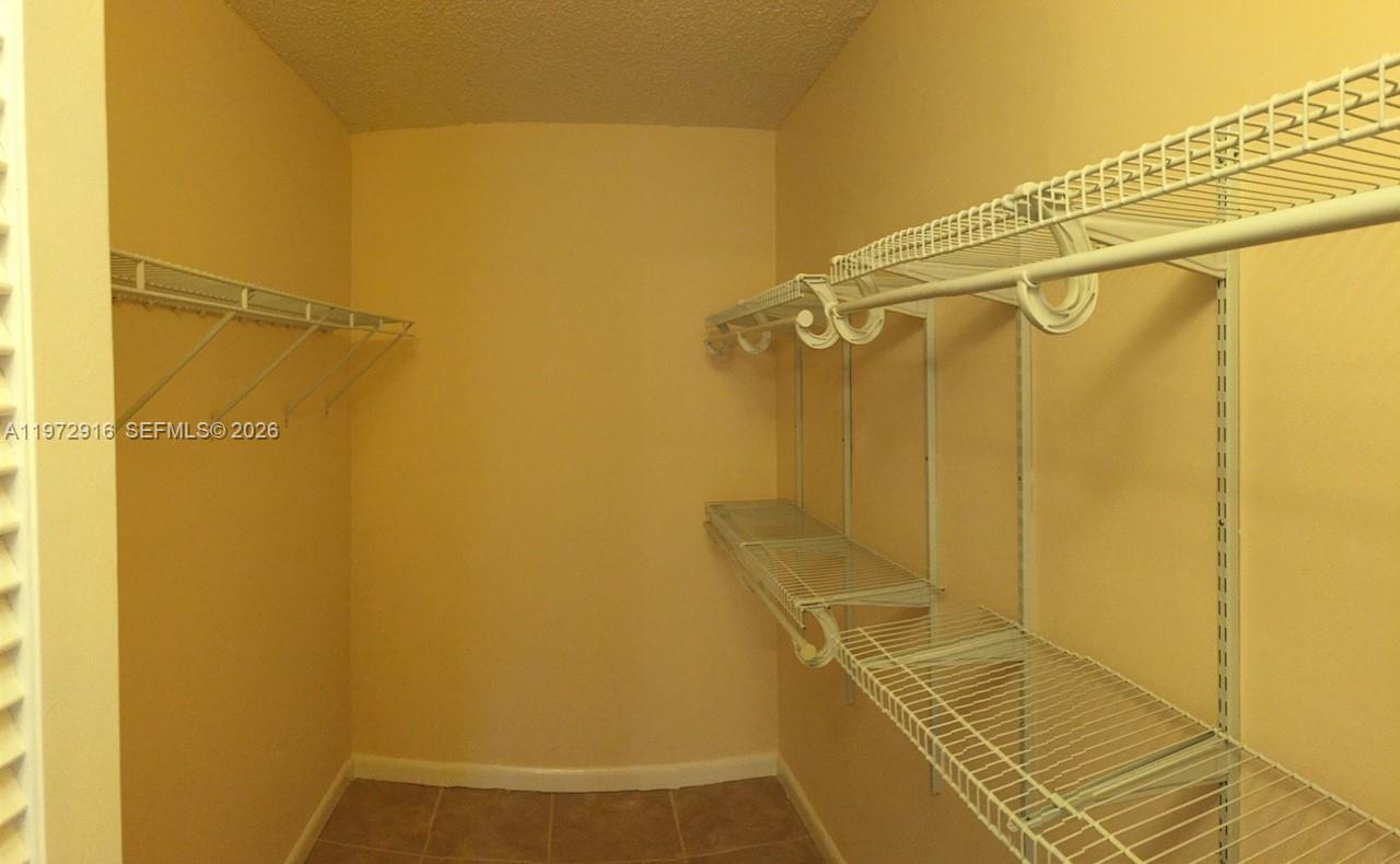 RAMBLEWOOD EAST CONDO - Residential