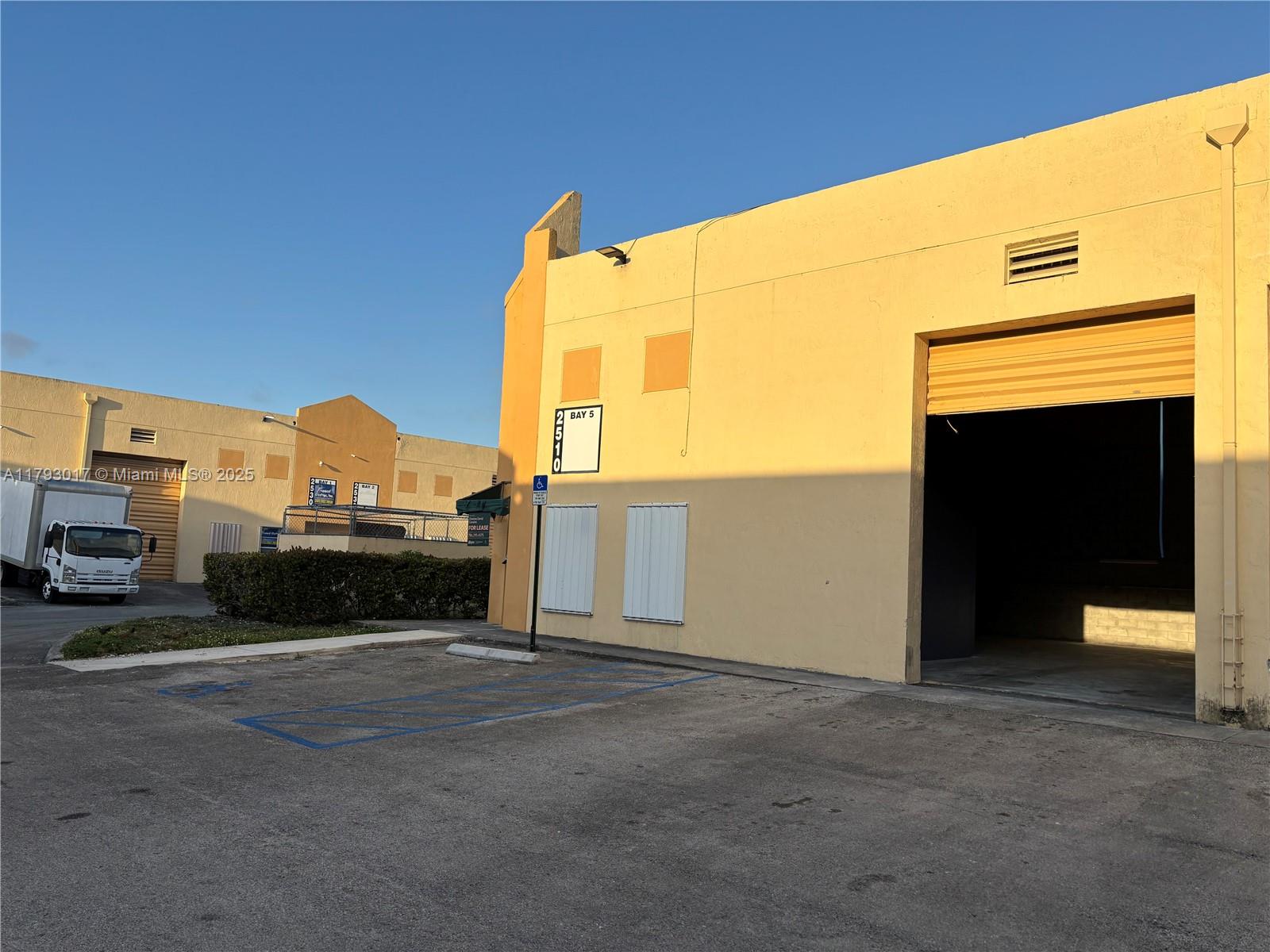 2510 W 78th St 2510-5