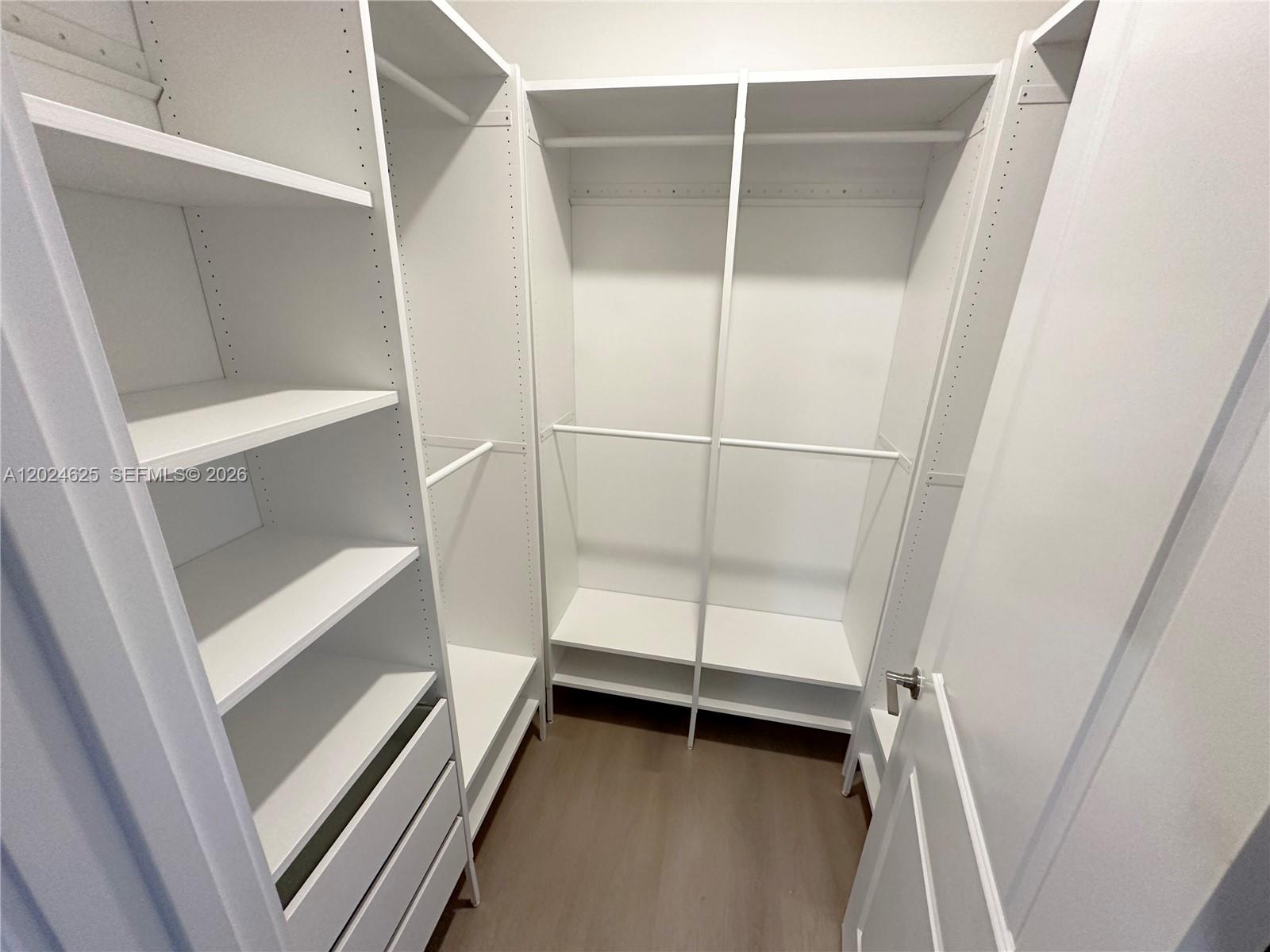 RESERVE AT DAVIE - Residential Lease