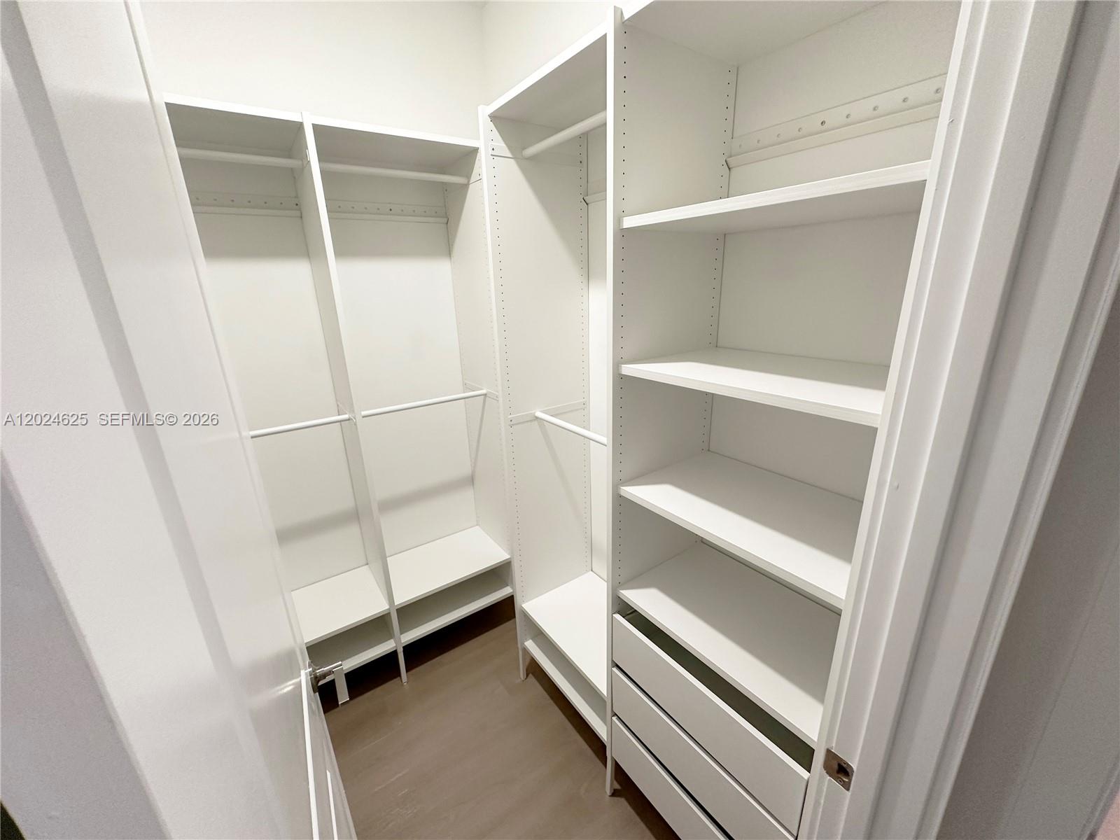 RESERVE AT DAVIE - Residential Lease