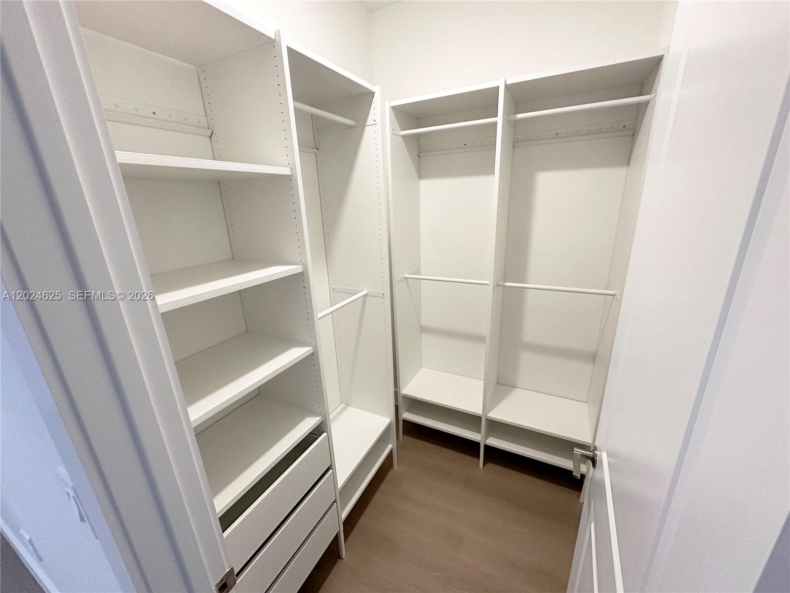RESERVE AT DAVIE - Residential Lease