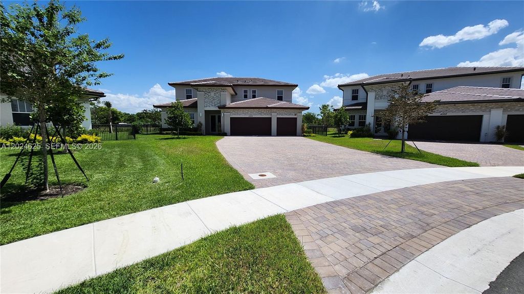 Photo of 12209 SW 43rd St, Davie, FL 33330 (MLS # A12024625)