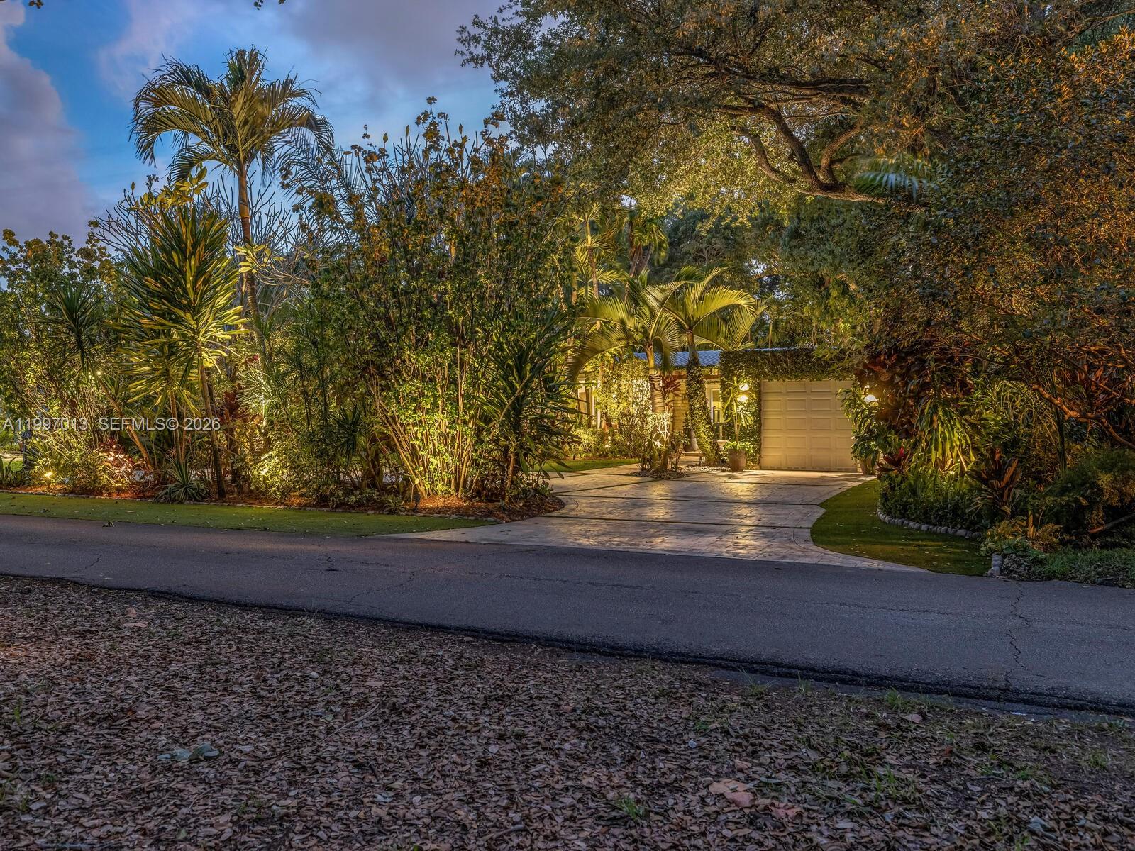 GRIFFING BISCAYNE PARK ES - Residential