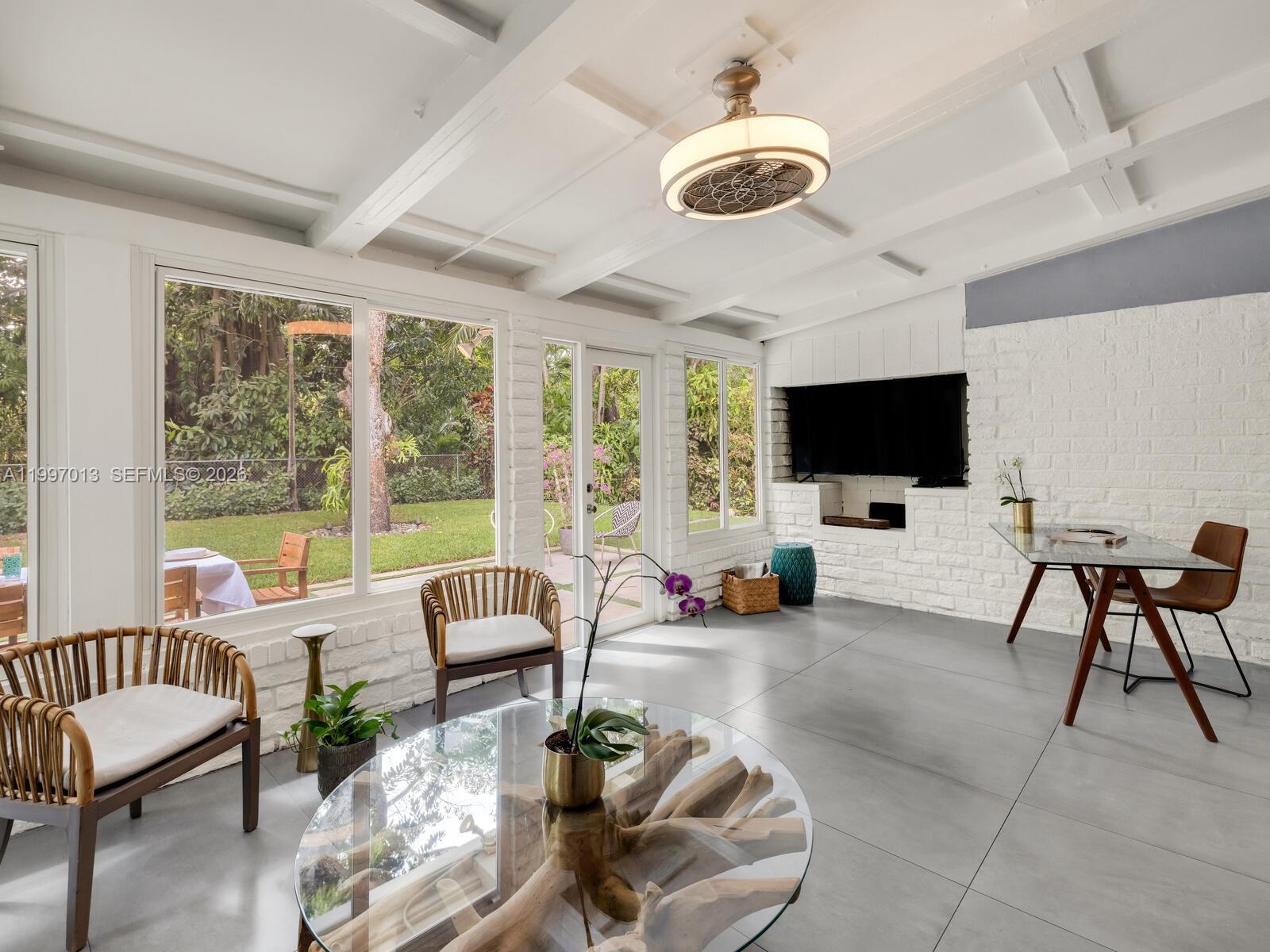 GRIFFING BISCAYNE PARK ES - Residential