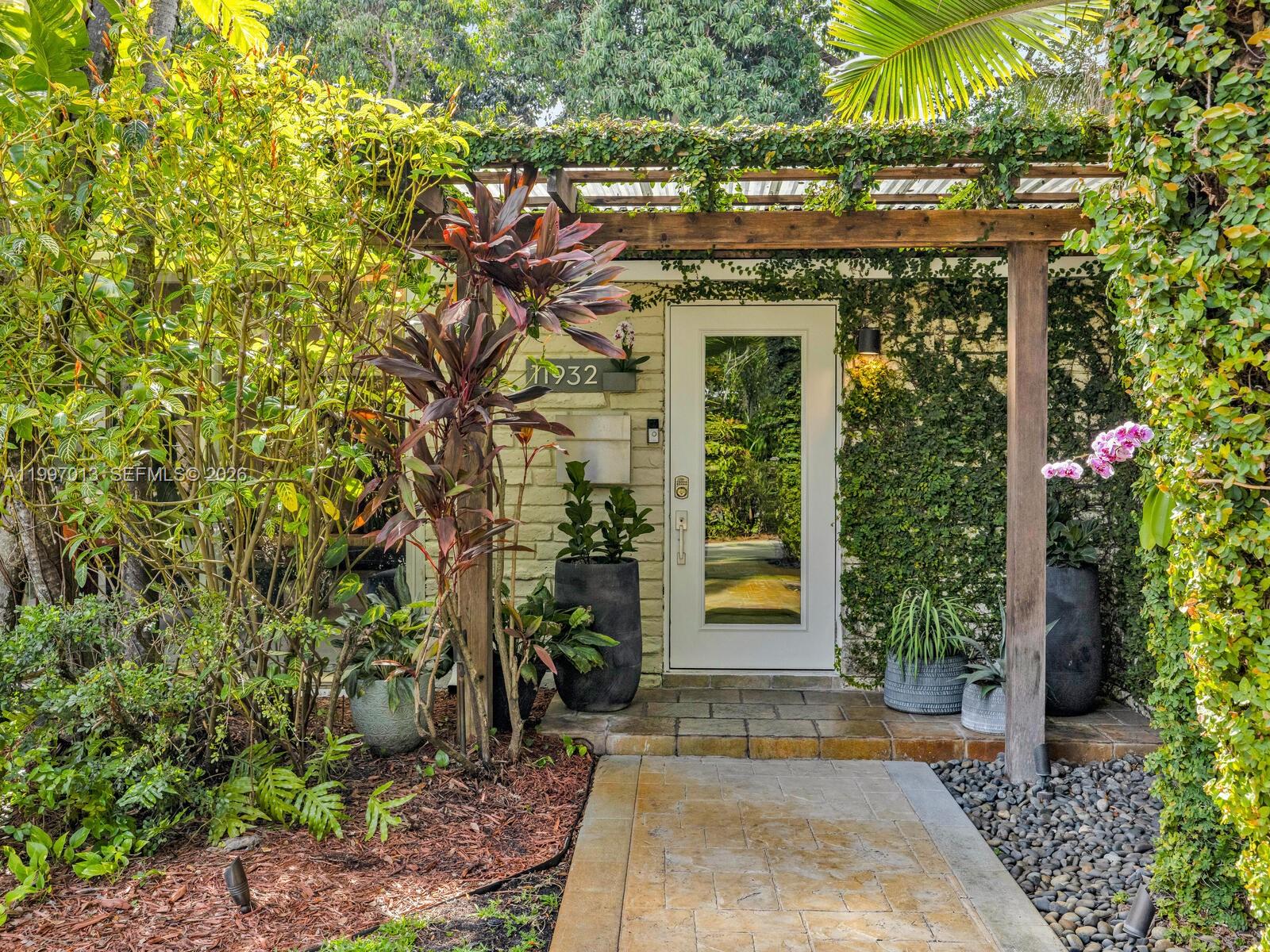 GRIFFING BISCAYNE PARK ES - Residential