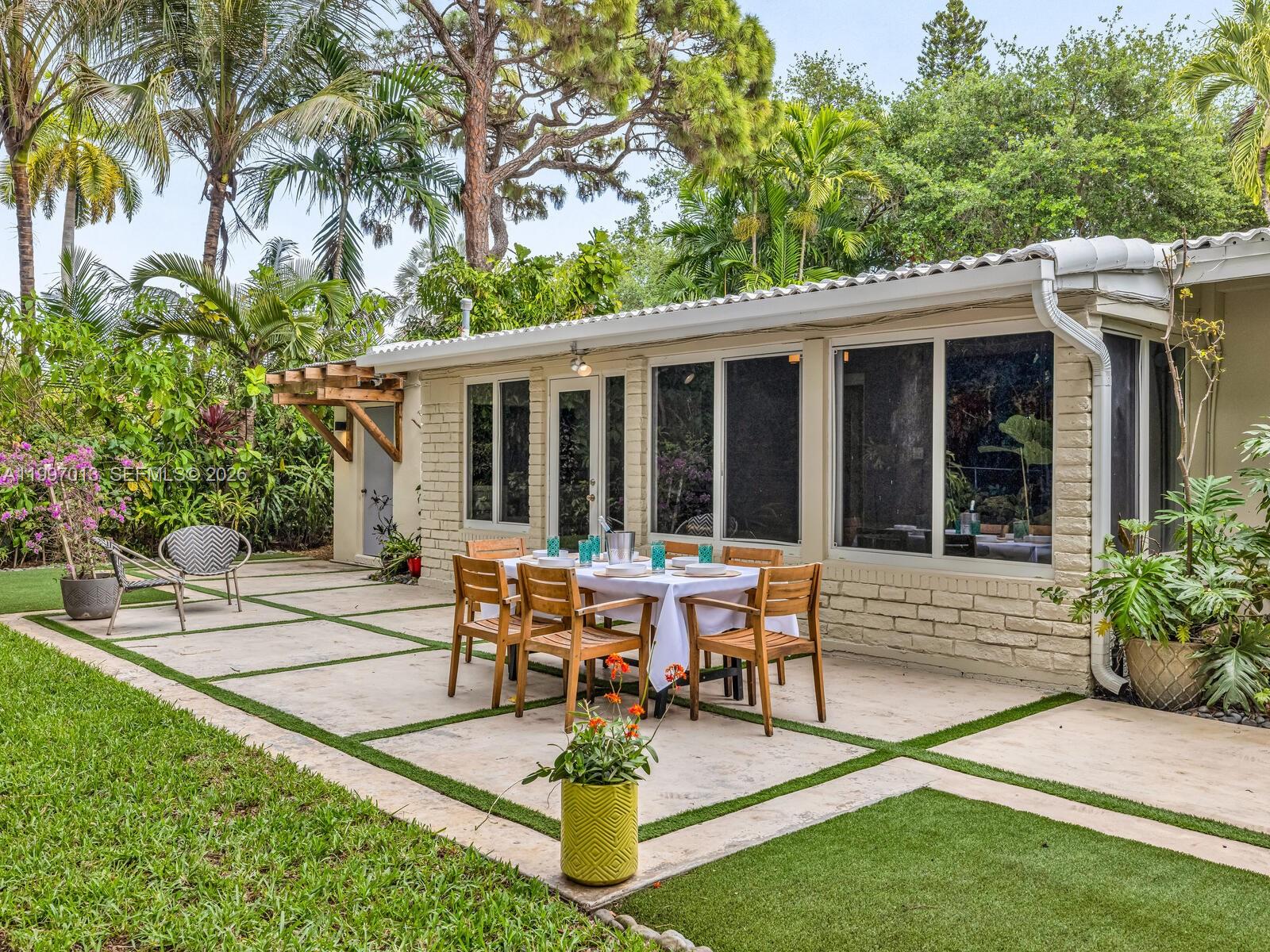 GRIFFING BISCAYNE PARK ES - Residential