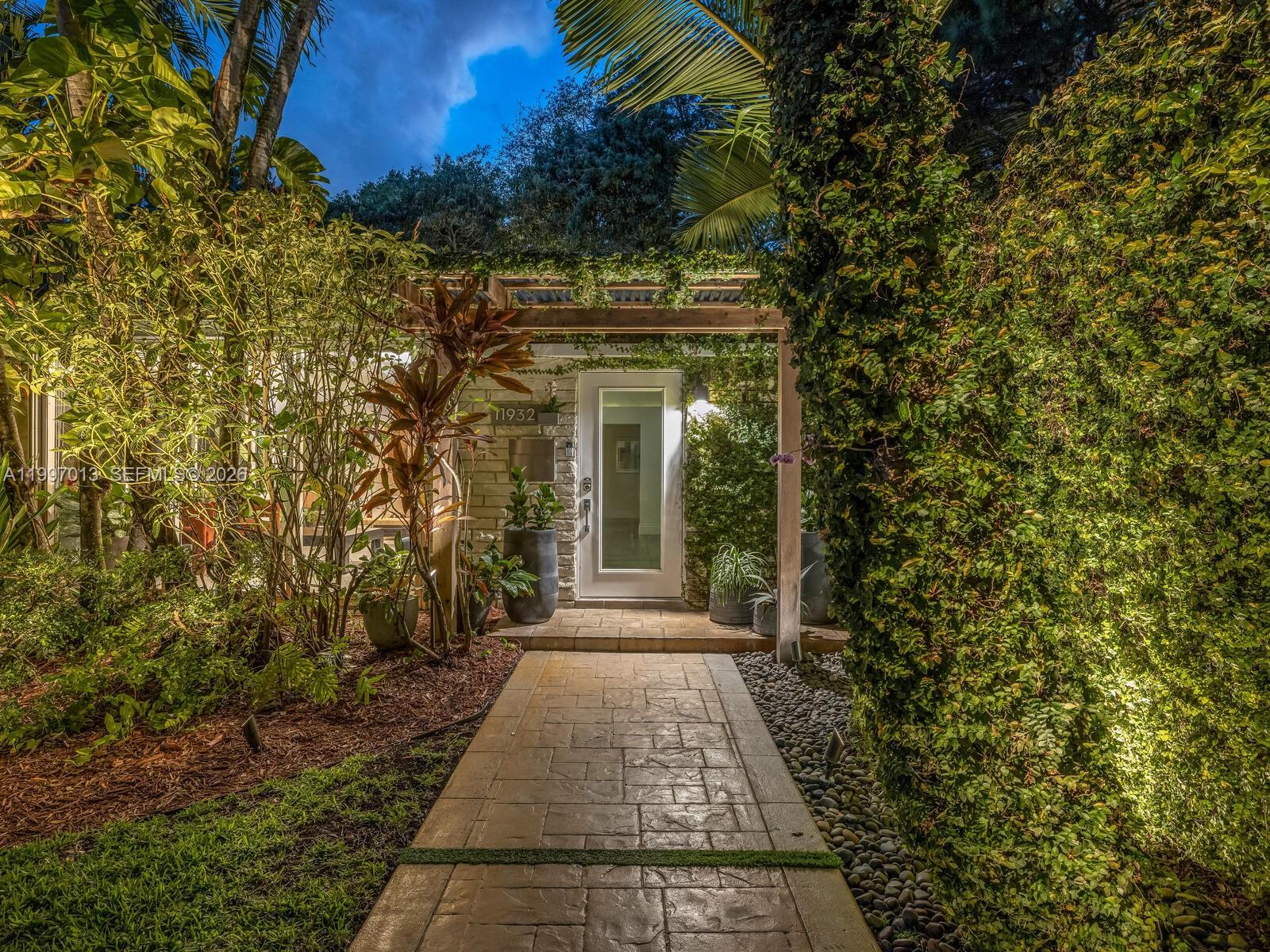 GRIFFING BISCAYNE PARK ES - Residential