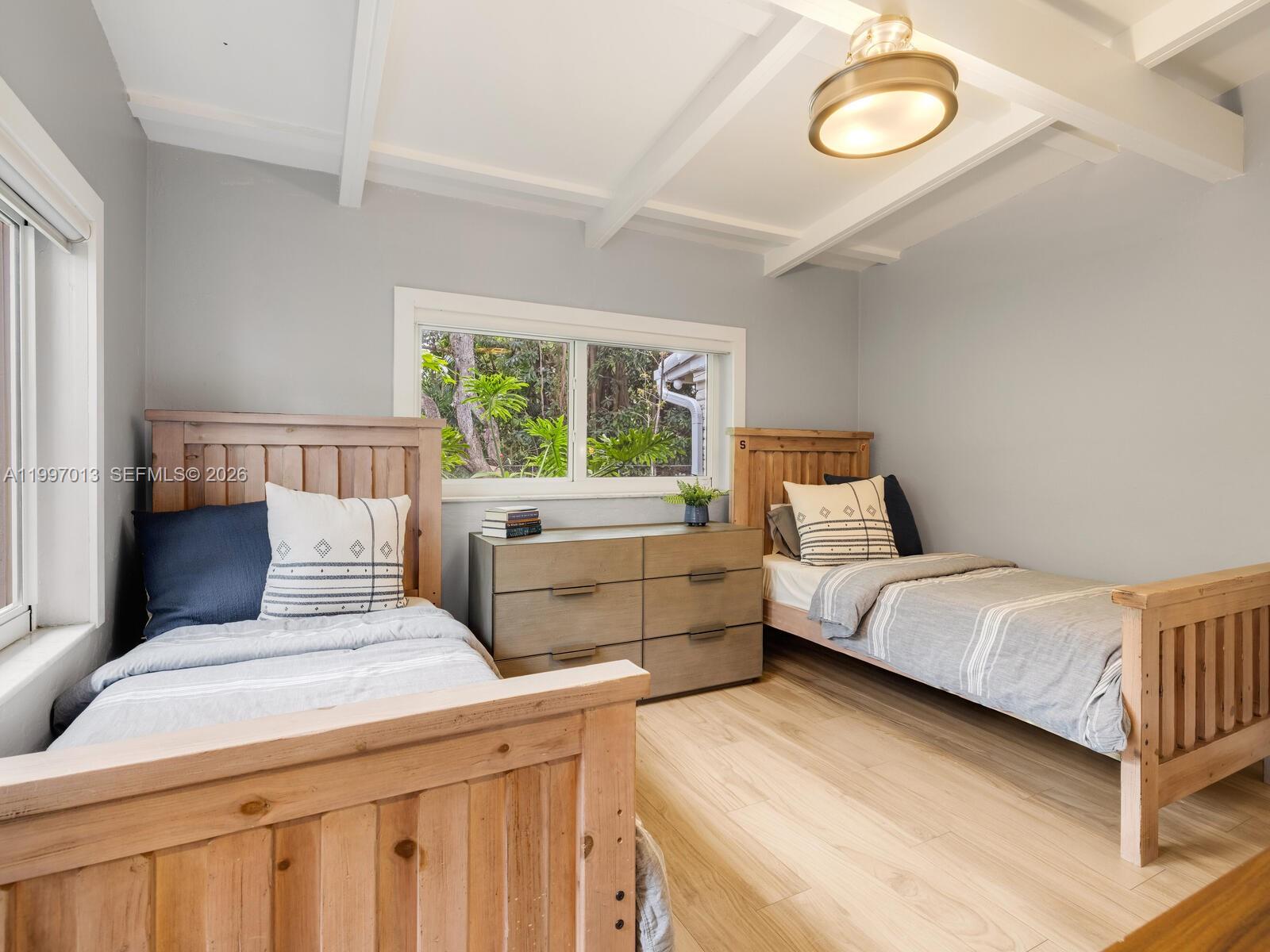 GRIFFING BISCAYNE PARK ES - Residential