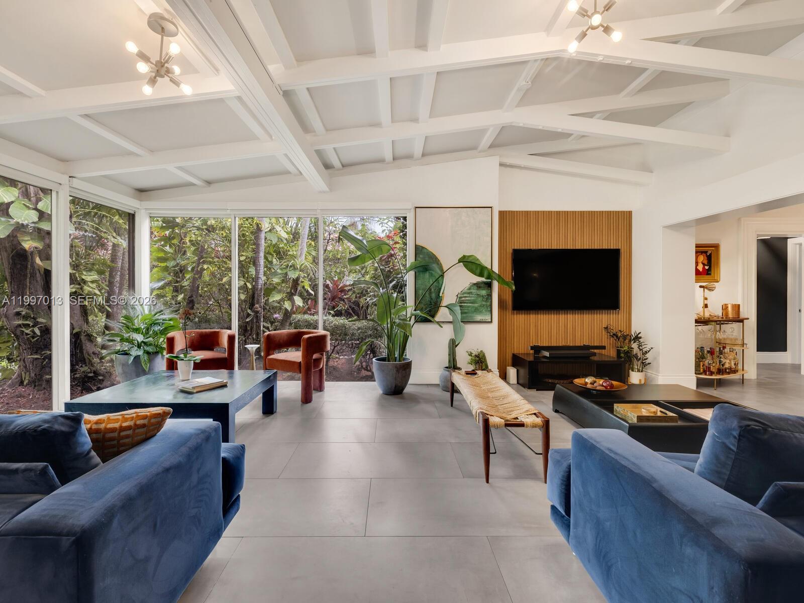 GRIFFING BISCAYNE PARK ES - Residential