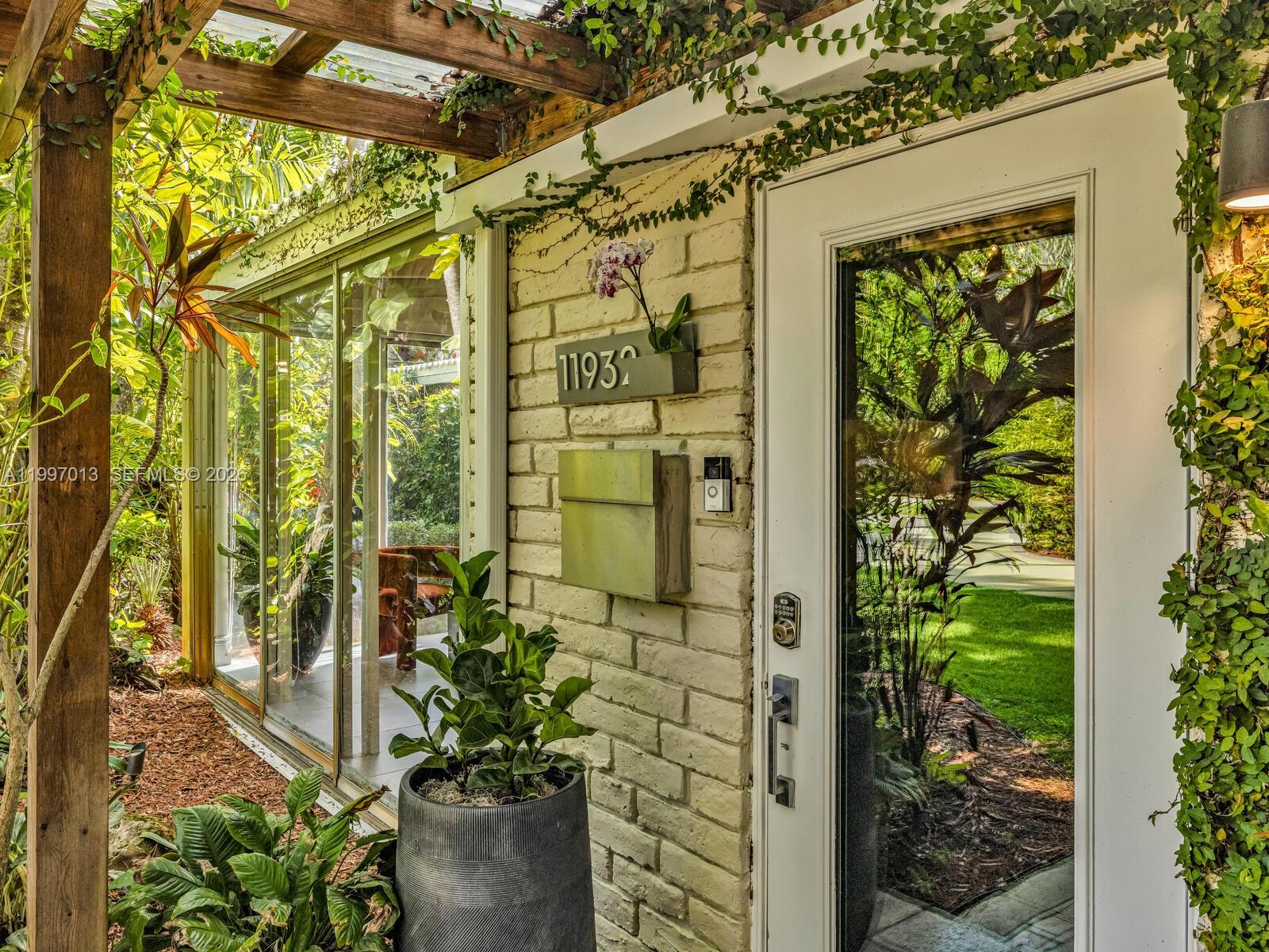 GRIFFING BISCAYNE PARK ES - Residential