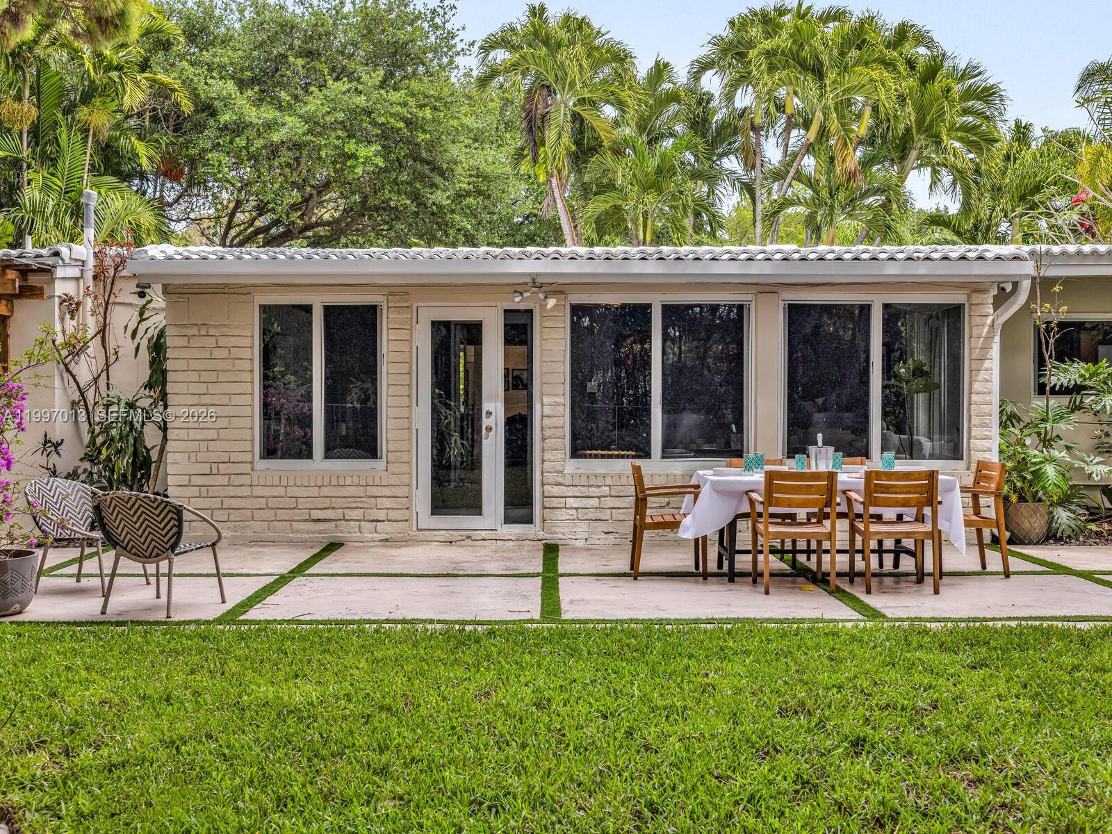 GRIFFING BISCAYNE PARK ES - Residential