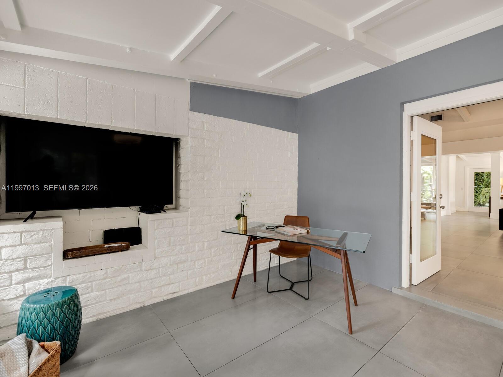 GRIFFING BISCAYNE PARK ES - Residential