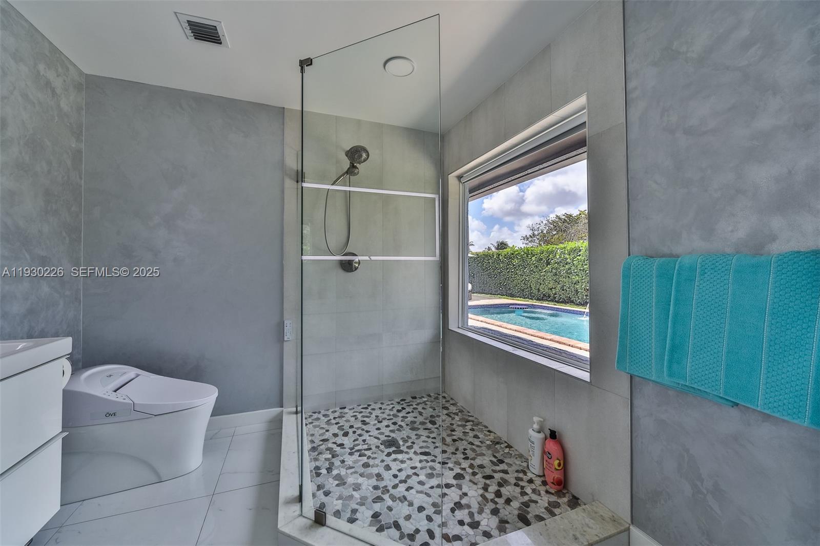 SKY LAKE HOMES 1ST ADDN - Residential