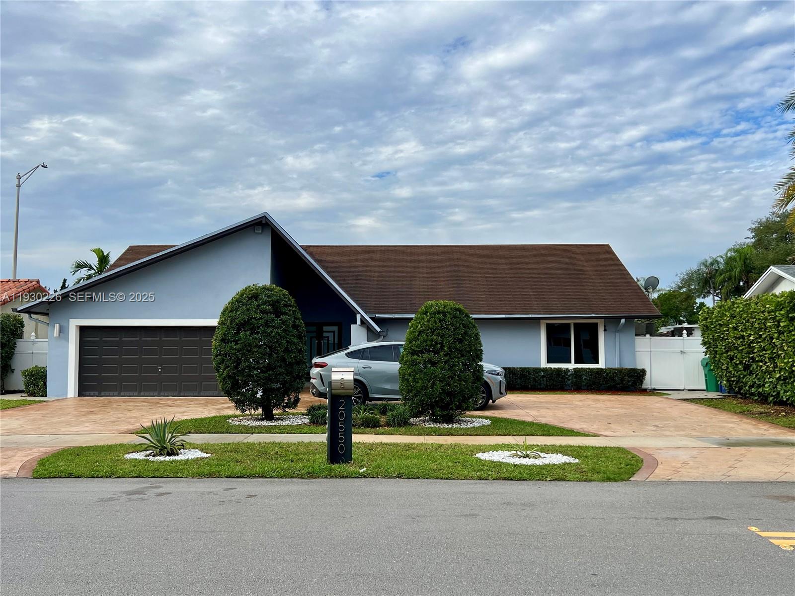 SKY LAKE HOMES 1ST ADDN - Residential