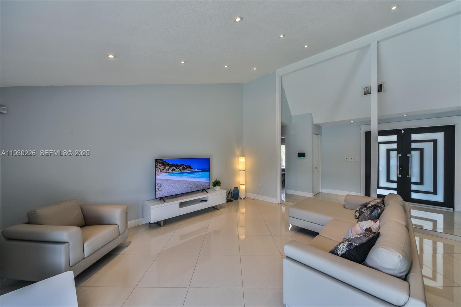 SKY LAKE HOMES 1ST ADDN - Residential