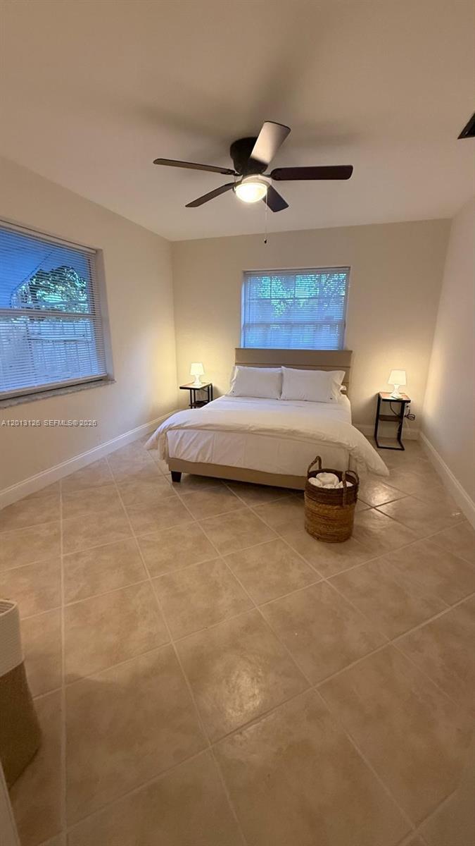 HOLLYWOOD VIEW - Residential