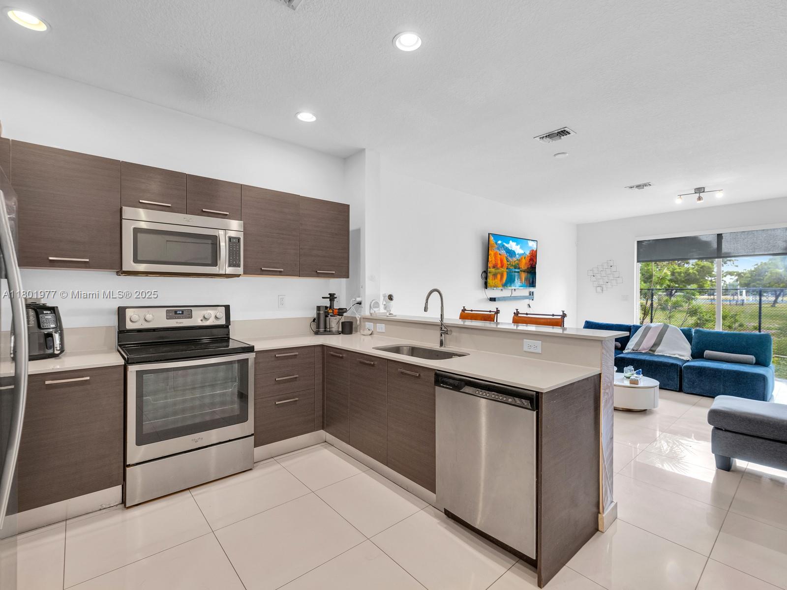 GEORGETOWN - Residential