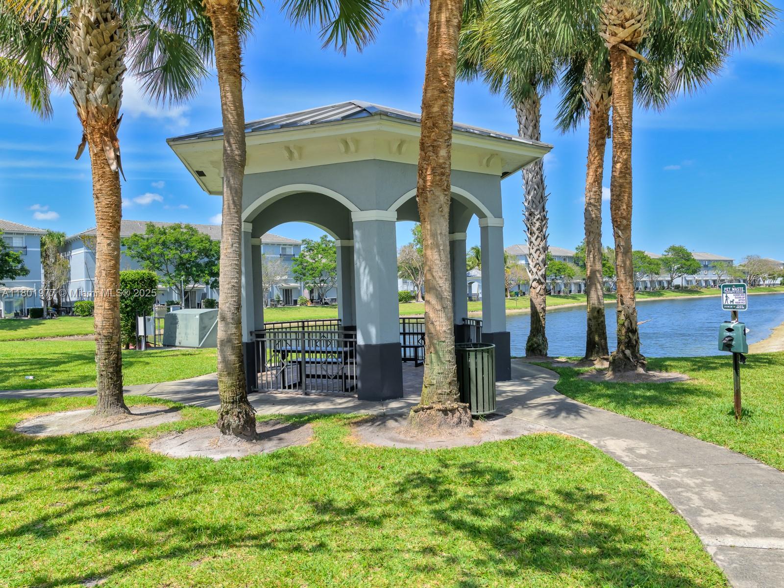 GEORGETOWN - Residential