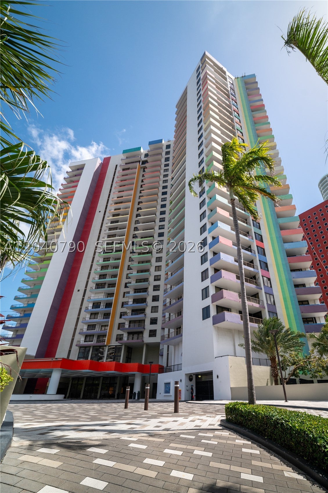 1581 Brickell Ave PH104