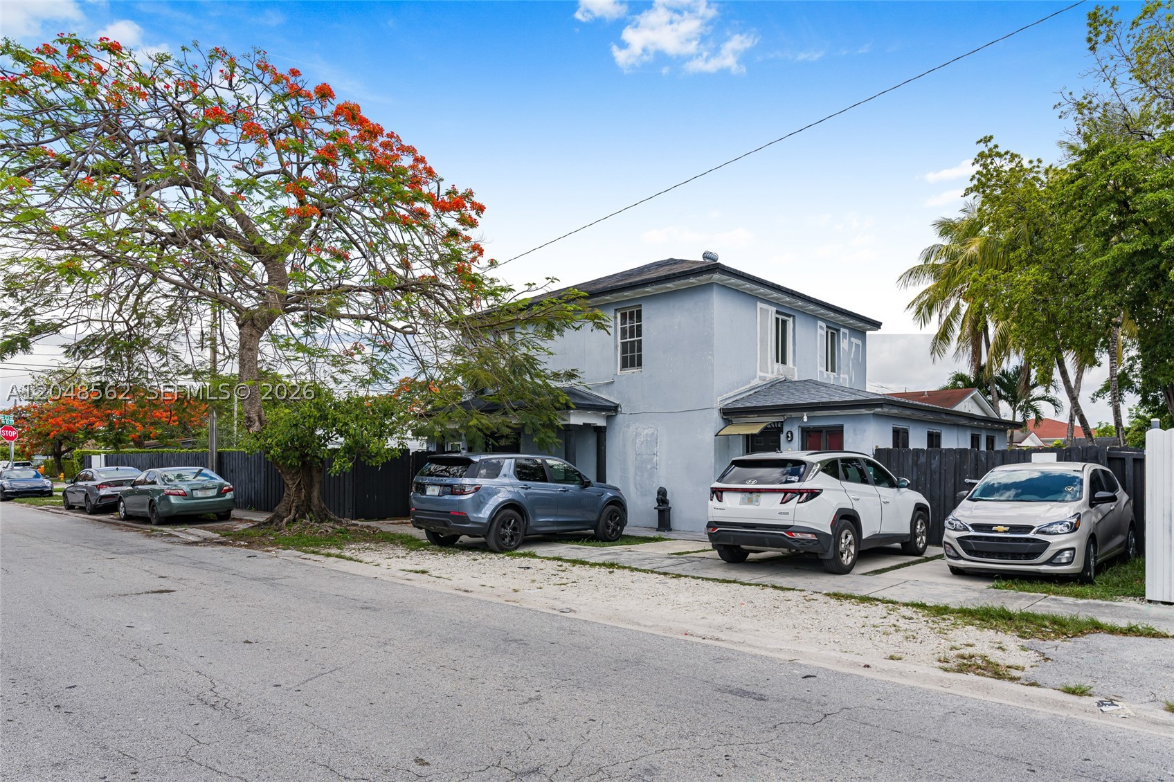 2275 NW 30th St 0