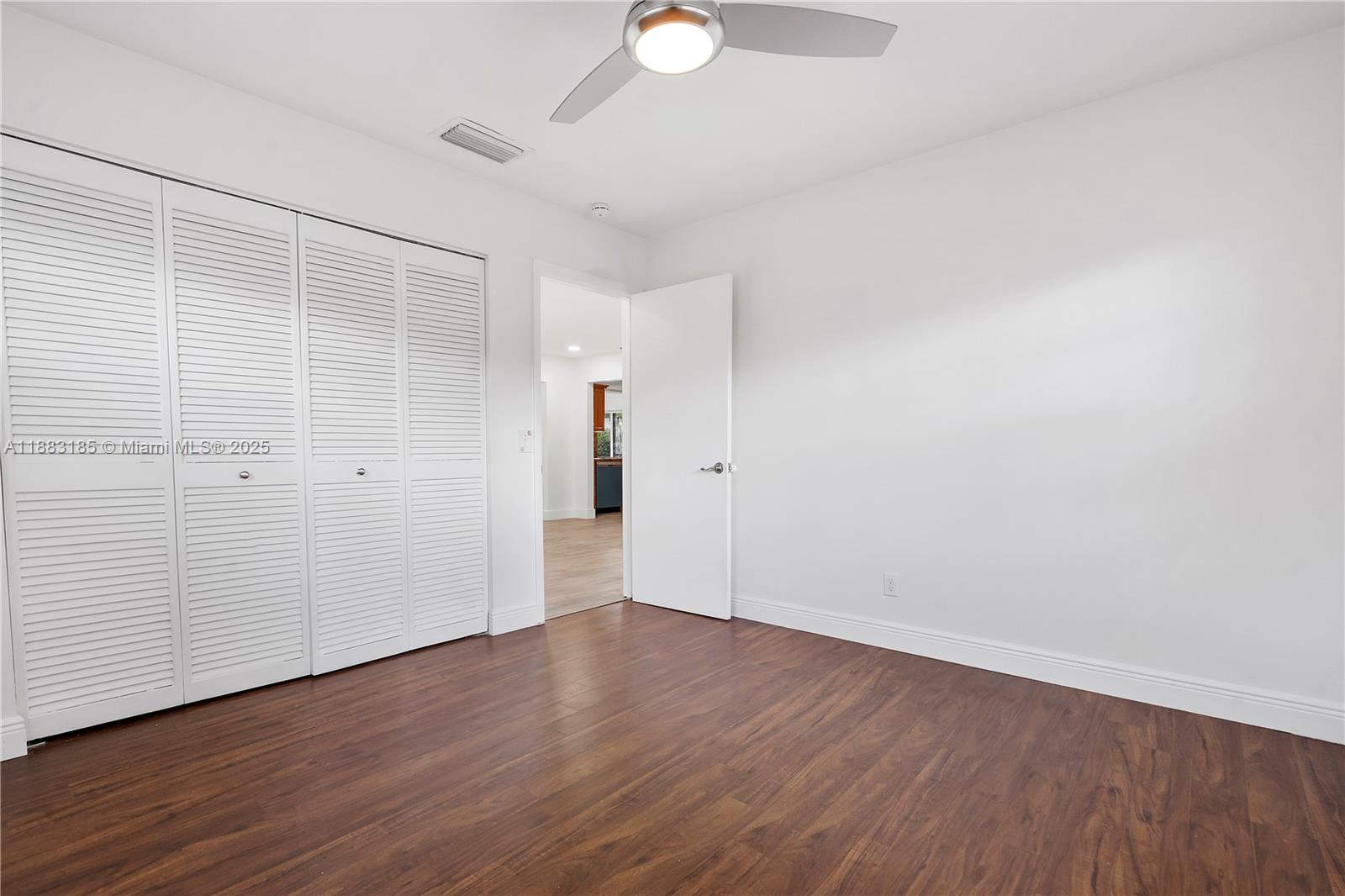PEMBROKE LAKES SEC 4 - Residential Lease