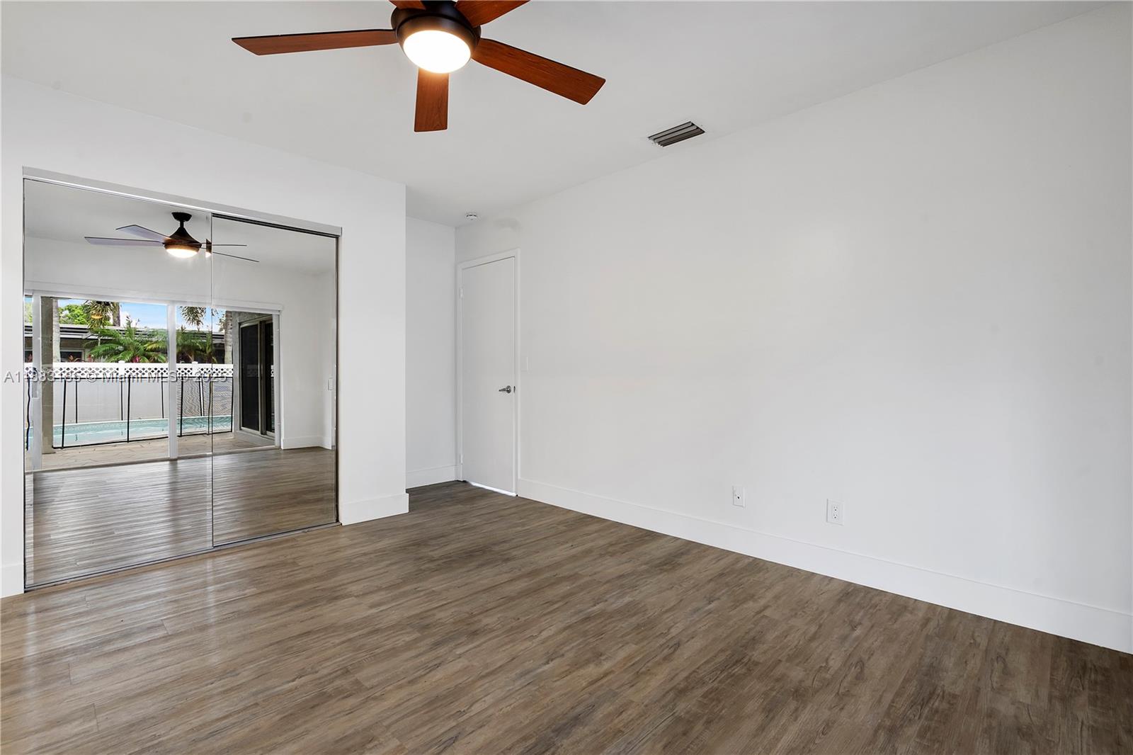 PEMBROKE LAKES SEC 4 - Residential Lease