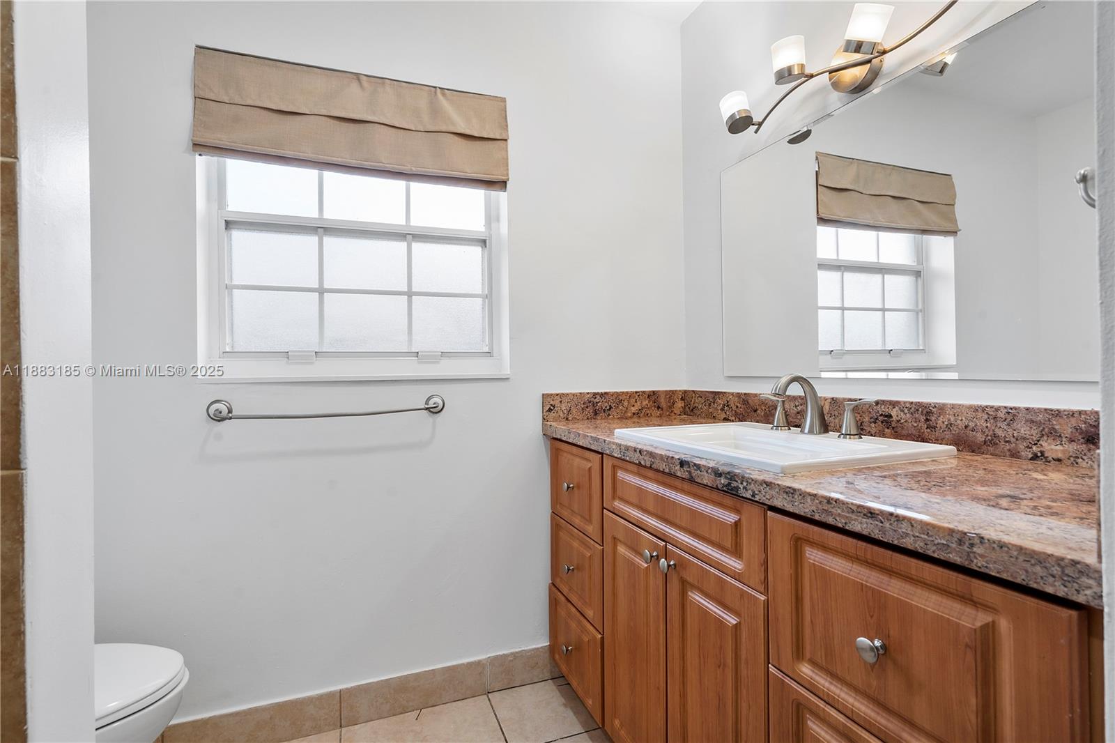PEMBROKE LAKES SEC 4 - Residential Lease
