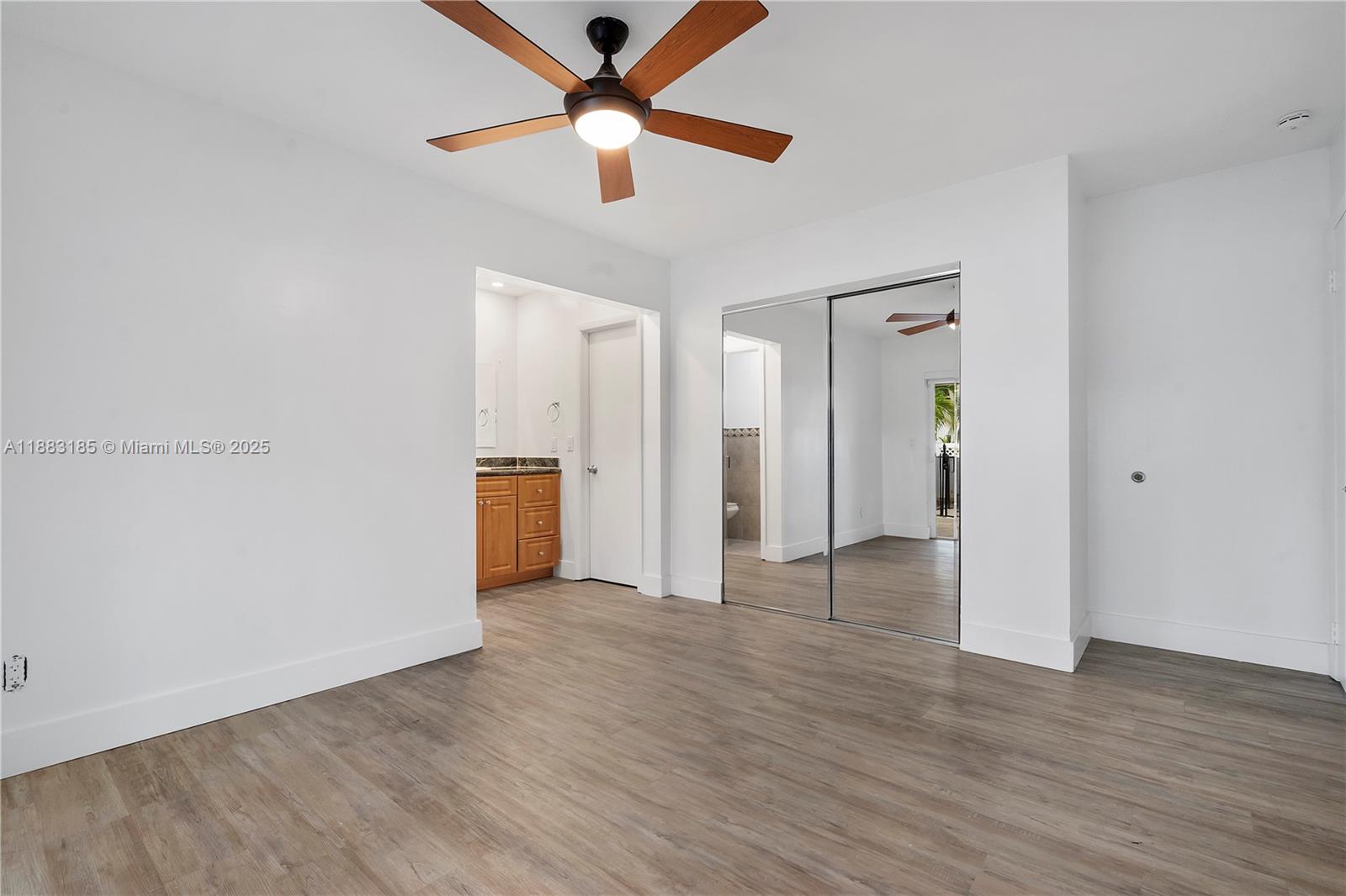 PEMBROKE LAKES SEC 4 - Residential Lease