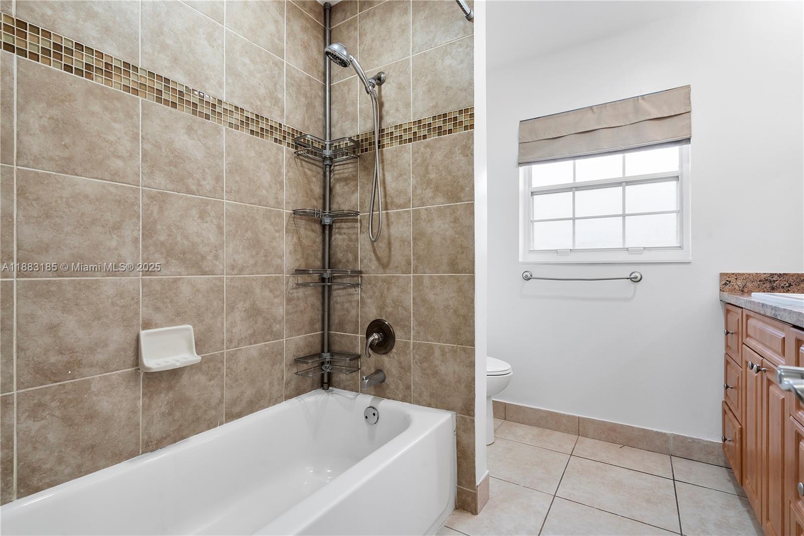 PEMBROKE LAKES SEC 4 - Residential Lease